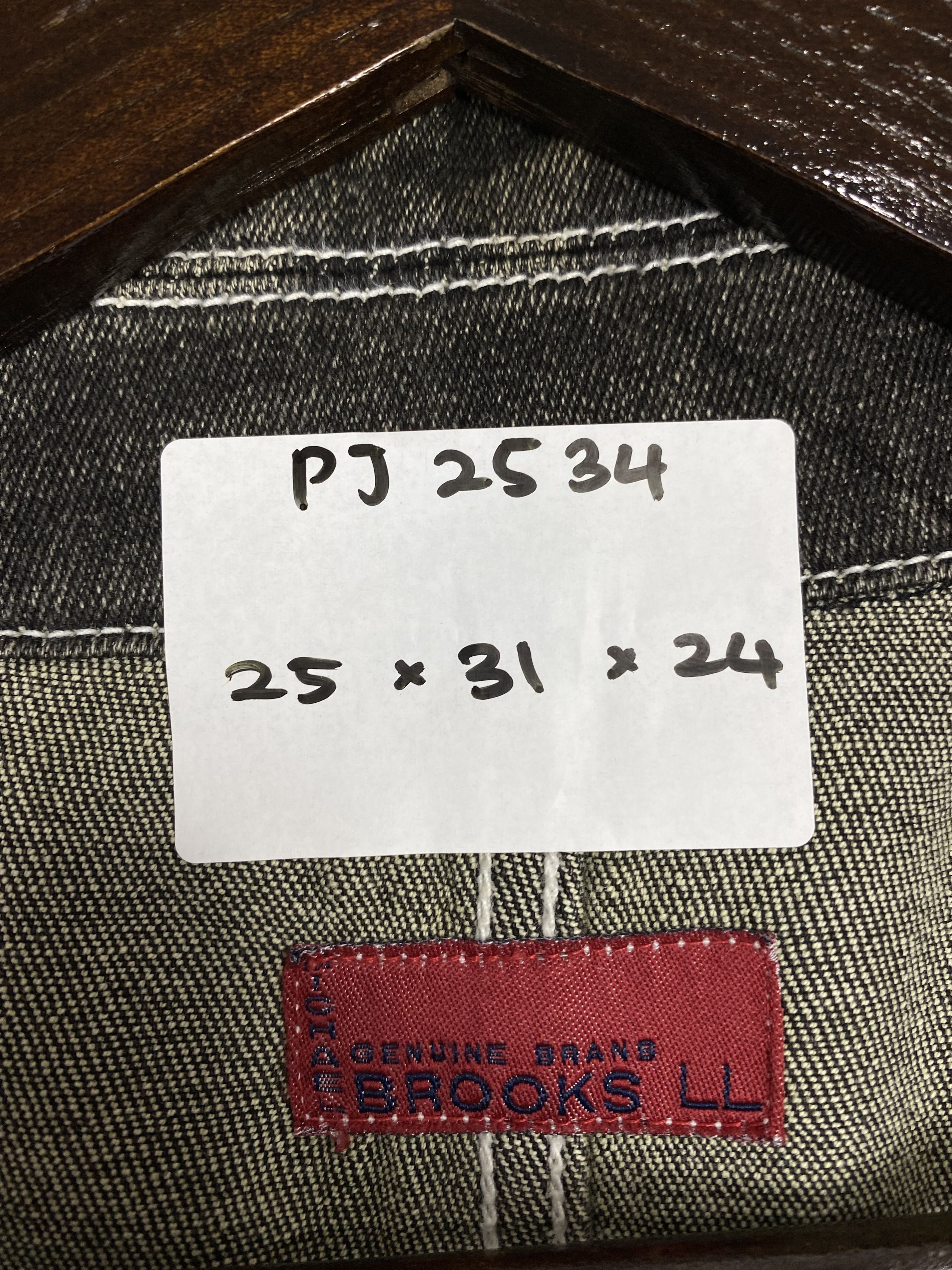 Brooks Vintage Brooks Denim Jeans Button Up Jacket PJ02534 Size US L / EU 52-54 / 3 - 9 Thumbnail
