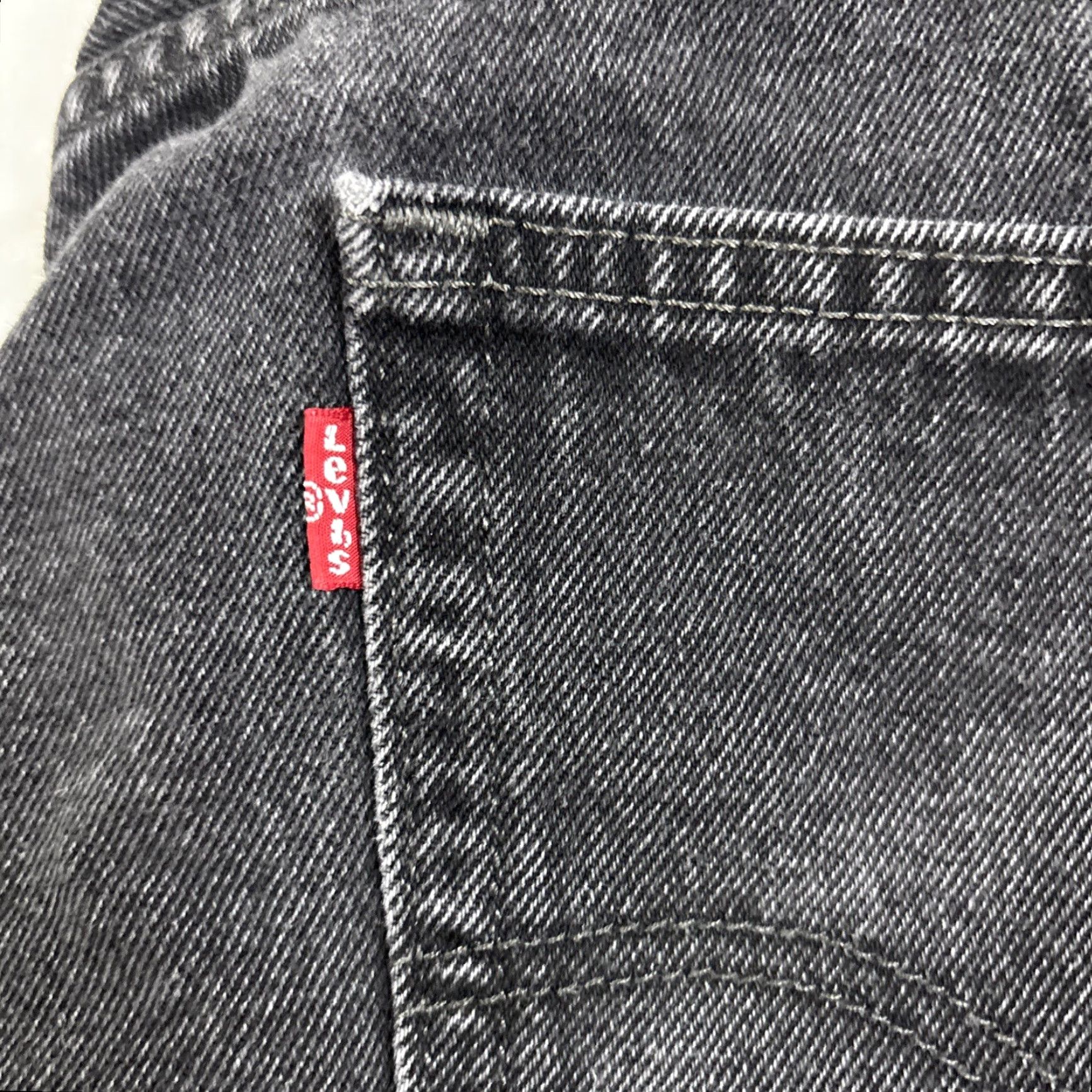 Levi's Levi's 550 Jeans Adult 40x34 Black Denim Relaxed Fit Red Tab Straight Leg Size US 40 / EU 56 - 3 Thumbnail