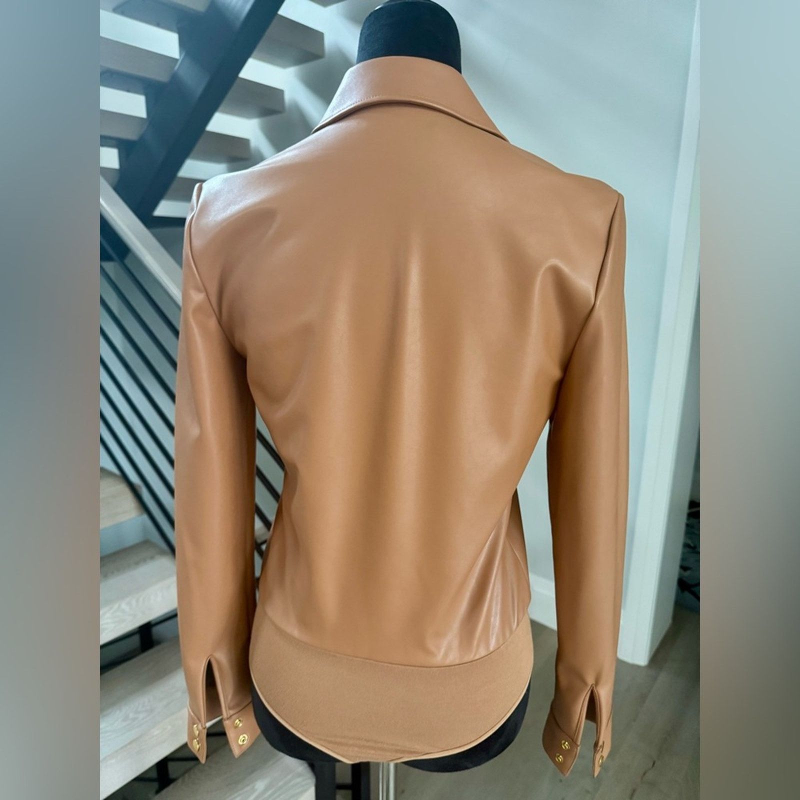 Other New Marciano Tan Faux Leather Button-Up bodysuit Size S / US 4 / IT 40 - 4 Thumbnail