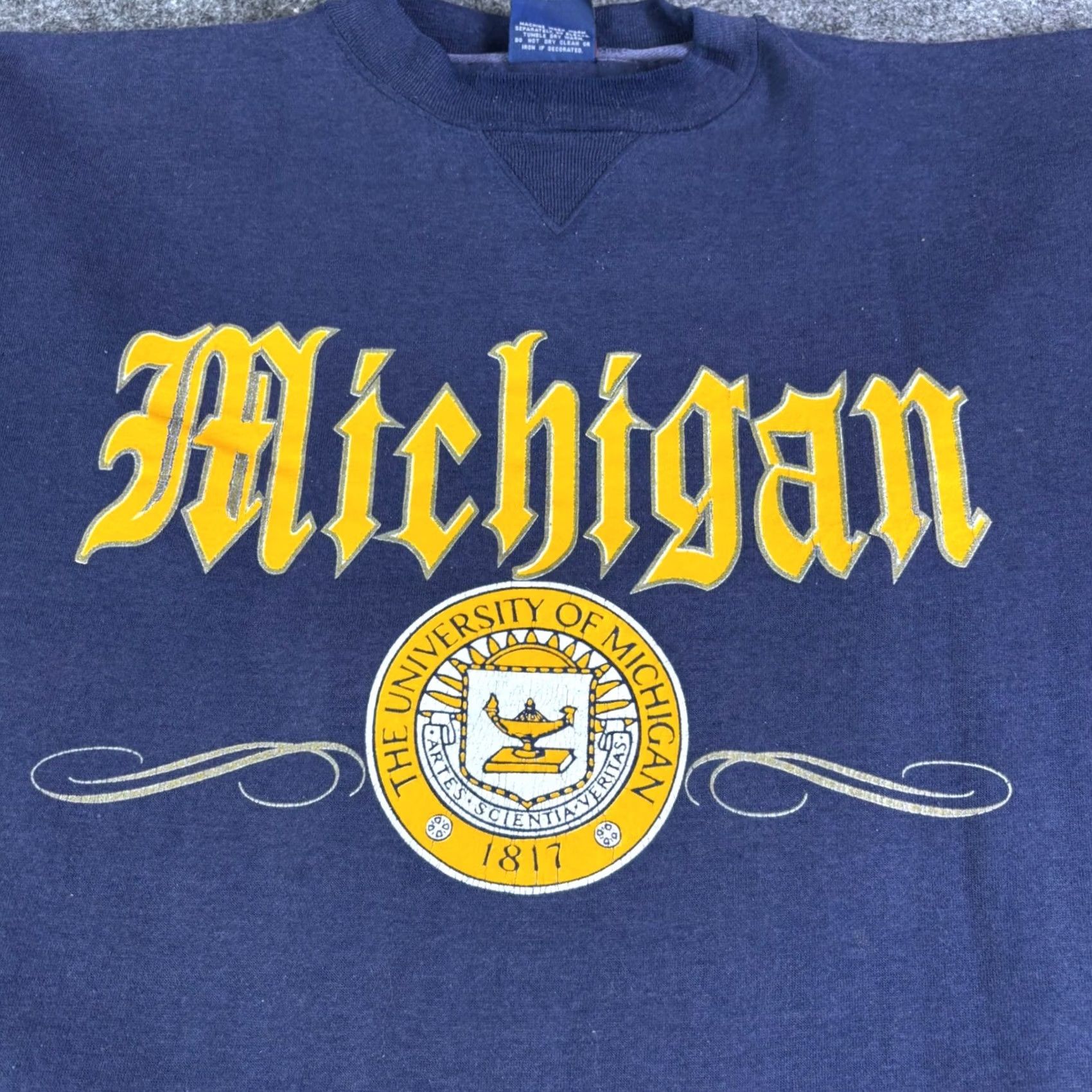 Vintage VINTAGE Michigan Wolverines Sweatshirt Savvy Trau & Loevner Navy Blue Large Size US L / EU 52-54 / 3 - 6 Thumbnail