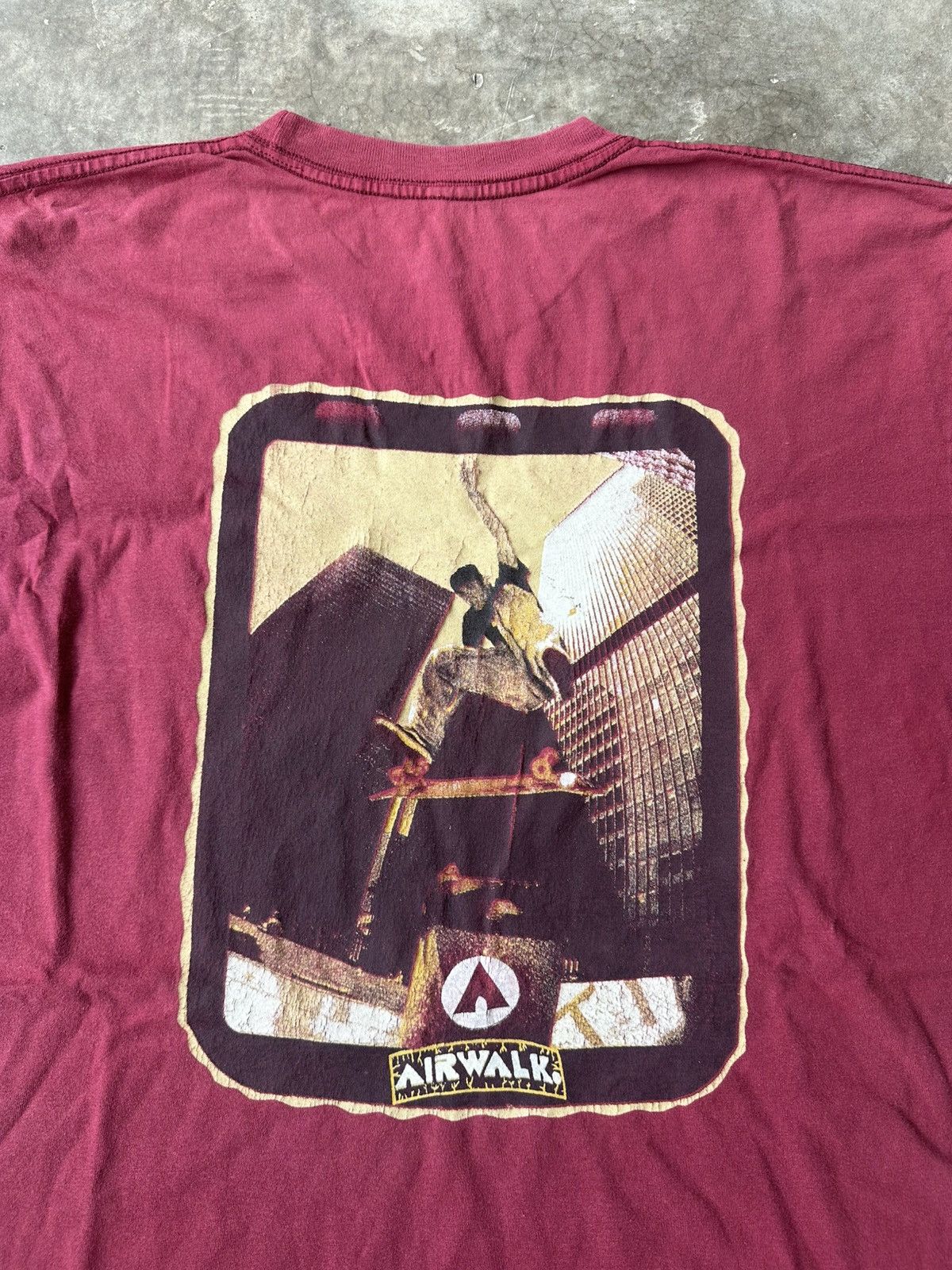 Airwalk Vintage Rare Airwalk Skateboarding Photo Tee Size US L / EU 52-54 / 3 - 1 Thumbnail