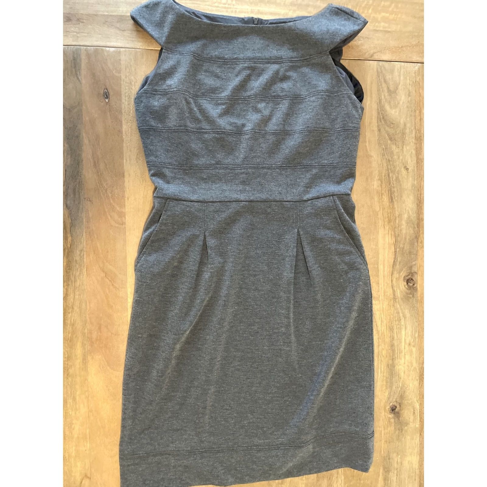 Ralph Lauren Ralph Lauren LRL Size 10 Women Gray Sleeveless Sheath Career Dress Knee Length Dress Size L / US 10 / IT 46 - 2 Thumbnail