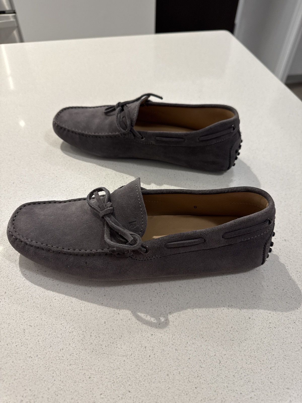 Tod's Tod’s gommino loafers size 8 Size US 8 / EU 41 - 6 Thumbnail