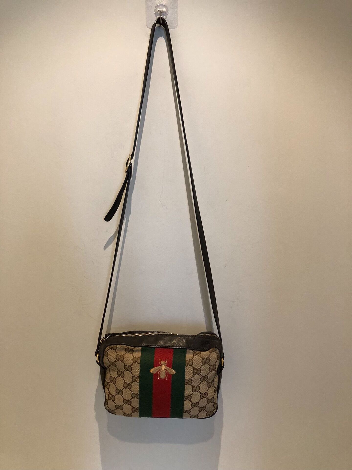 Gucci Gucci Bee Crossbody Camera Bag Size ONE SIZE - 1 Thumbnail