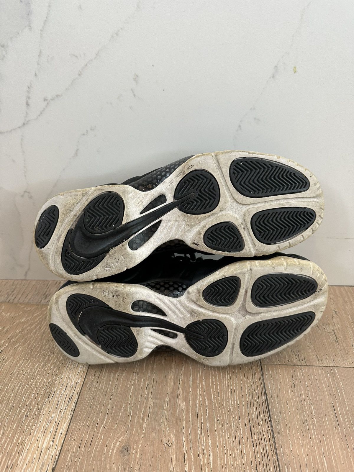 Nike Nike Air Foamposite Pro Dr. Doom (2016) Size US 10 / EU 43 - 6 Thumbnail