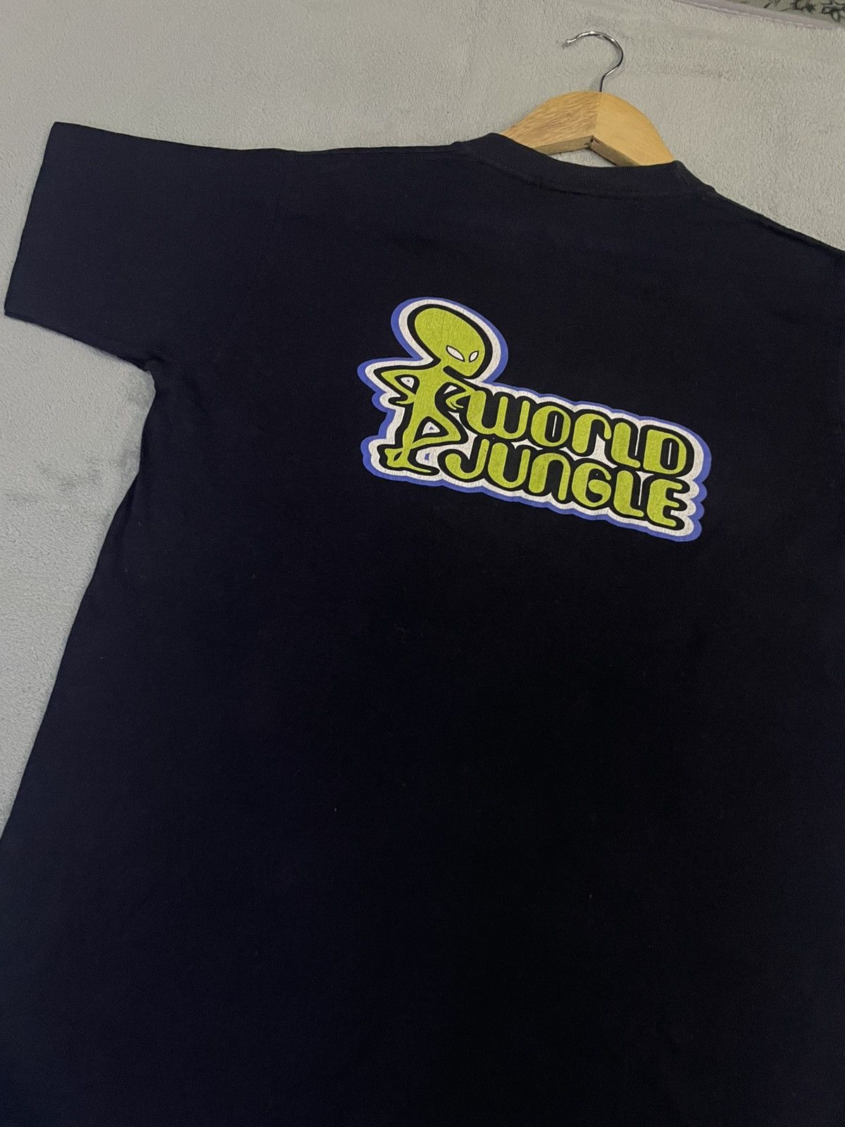 Vintage Vintage World Jungle Og Streetwear Skate Tee Size US M / EU 48-50 / 2 - 11 Thumbnail