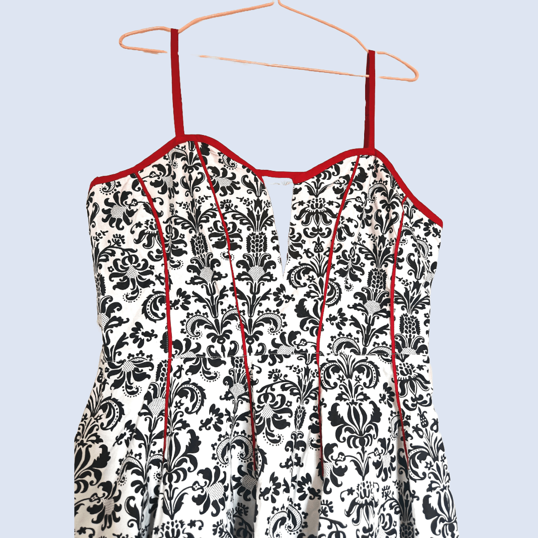 Joe Browns Joe Browns Plus Size Gothic Print Cotton Summer Dress Size XL / US 12-14 / IT 48-50 - 5 Thumbnail