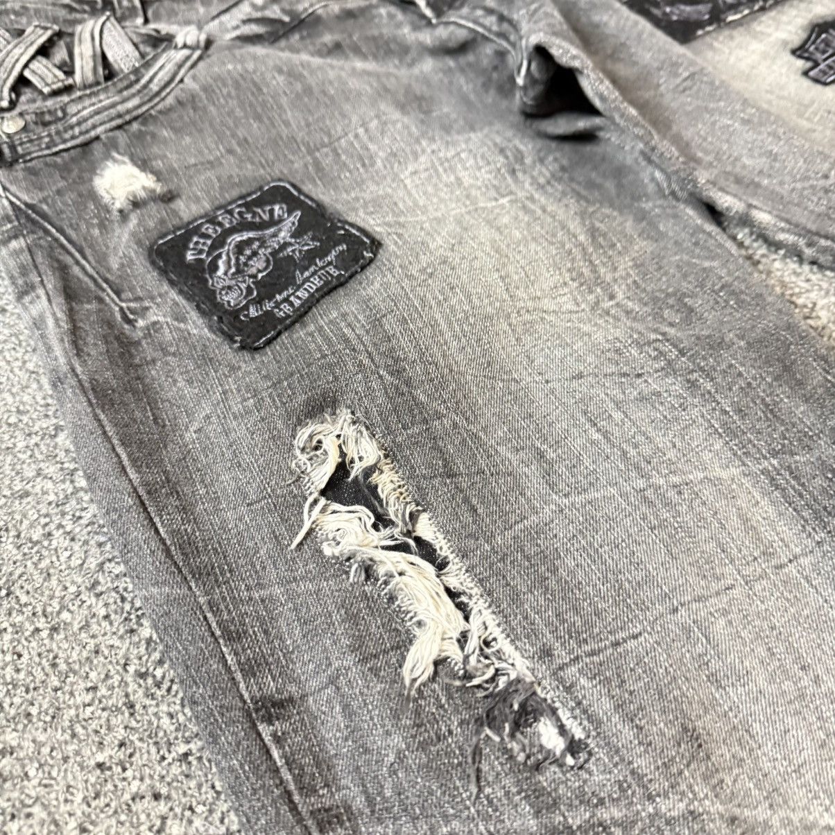 Le Grande Bleu (L.G.B.) Japanese y2k Double Waist Black Opium Distressed Denim Size US 32 / EU 48 - 6 Thumbnail