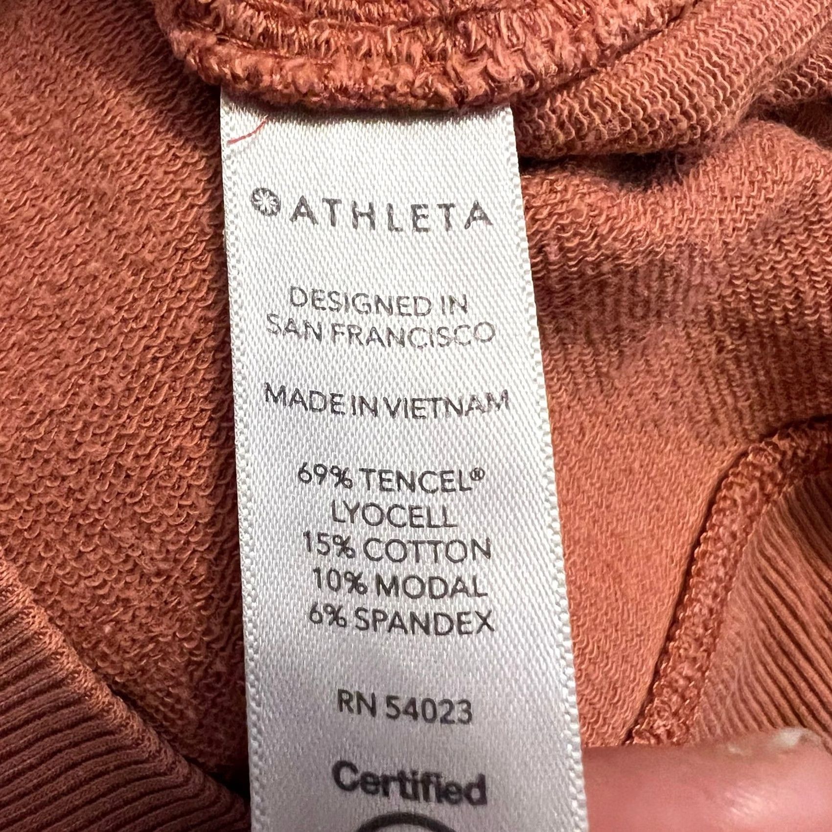 Athleta Athleta Shirt Womens Medium Cropped Funnel Neck Nirvana Orange Blouse Tops Size M / US 6-8 / IT 42-44 - 6 Thumbnail
