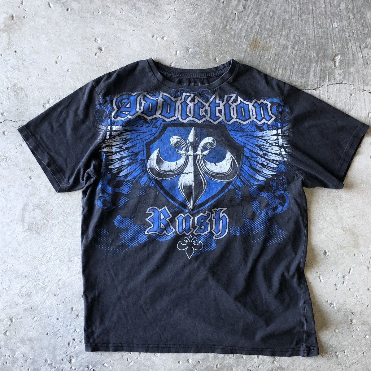 Affliction × Vintage Crazy Vintage Y2K Addiction Rush MMA Style T Shirt Size US M / EU 48-50 / 2 - 1 Thumbnail