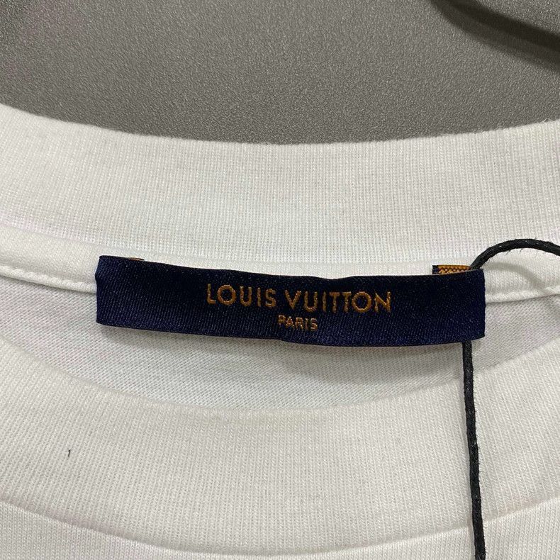 Louis Vuitton Louis Vuitton Not Home Short Sleeve T -2505 Size US XS / EU 42 / 0 - 3 Thumbnail