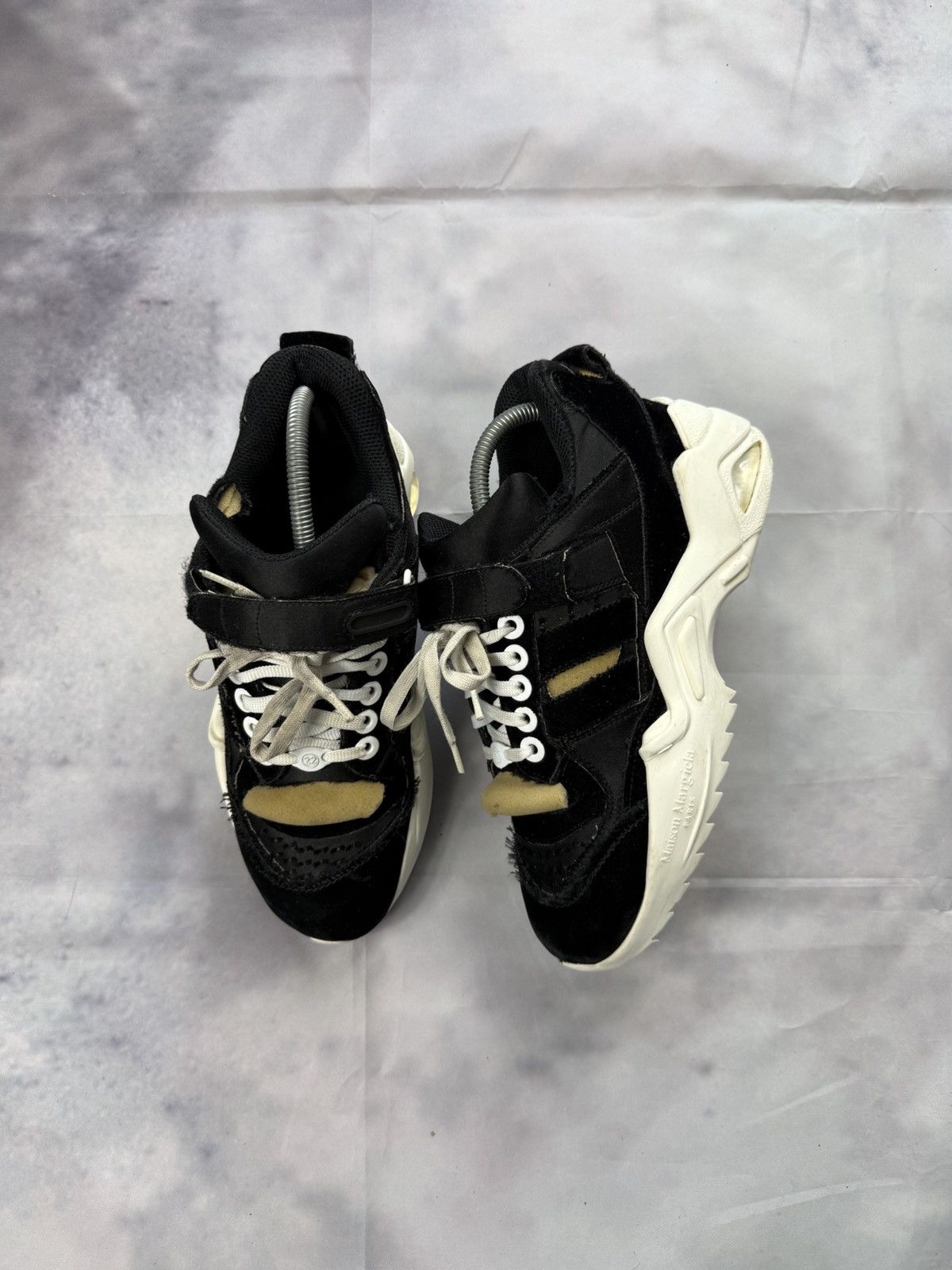 Maison Margiela Maison Margiela Retro Fit Artisanal Sneakers Black White Size US 7 / EU 40 - 1 Thumbnail