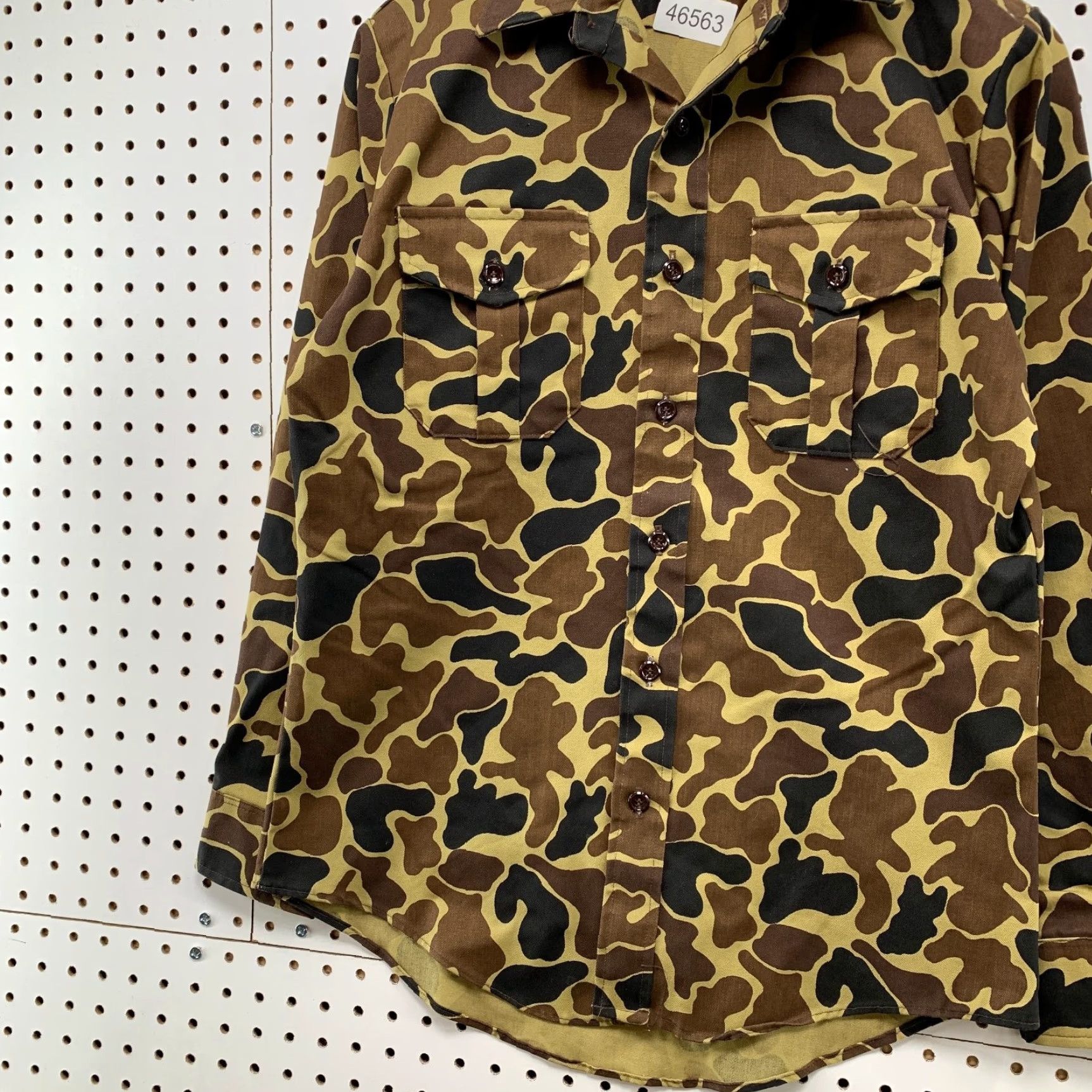 Vintage VINTAGE Woolrich Duck Camo Button Shirt Mens Small Camouflage 60s 70s Made USA Size US S / EU 44-46 / 1 - 6 Thumbnail