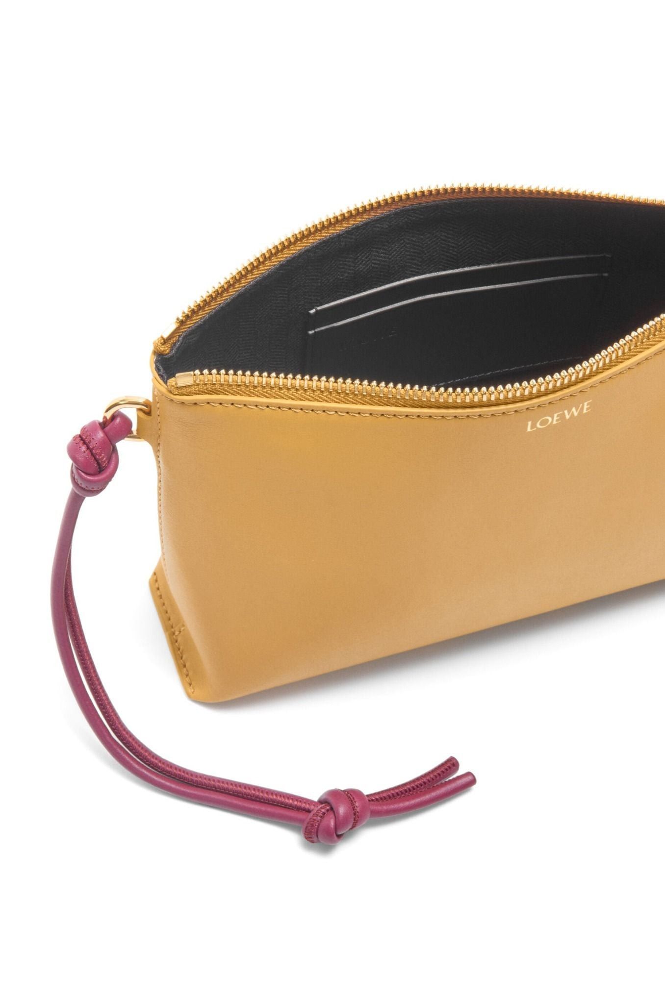Loewe o1in1g0426 Size: OS / Knot T Pouch in Sahara/Crimson Size ONE SIZE - 2 Thumbnail
