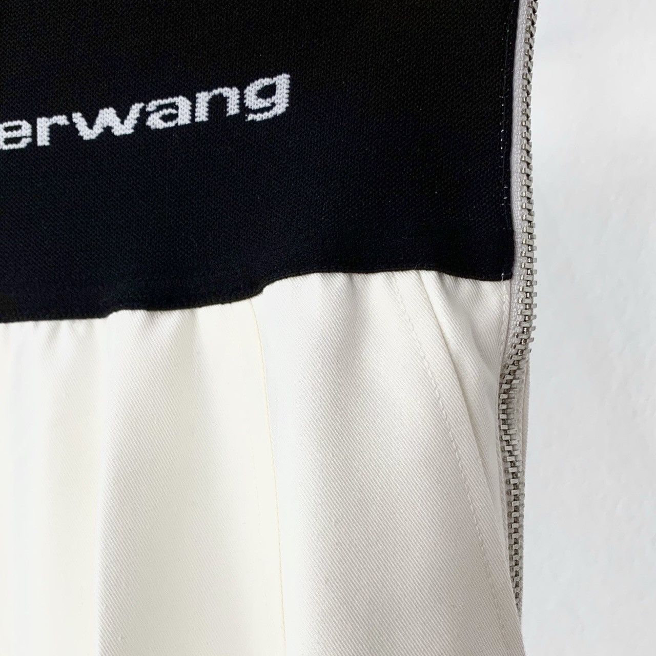 Alexander Wang Alexander Wang High Waist Elastic Carrot Casual Pants K26WX Size 27" / US 4 / IT 40 - 3 Thumbnail
