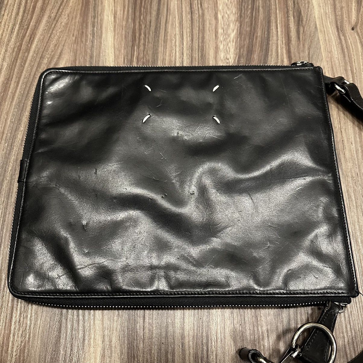 Maison Margiela Minimalism Distressed Maison Margiela Double Zip Leather Bag Size ONE SIZE - 2 Thumbnail