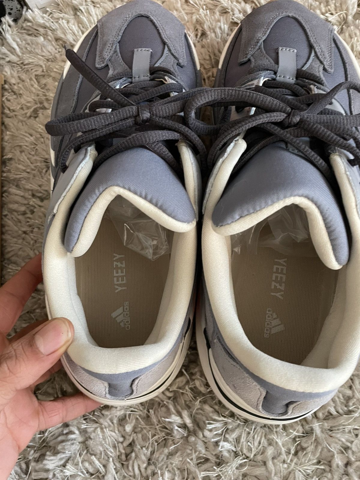 Yeezy Adidas Yeezy Boost 700 Magnet Size US 11 / EU 44 - 8 Thumbnail