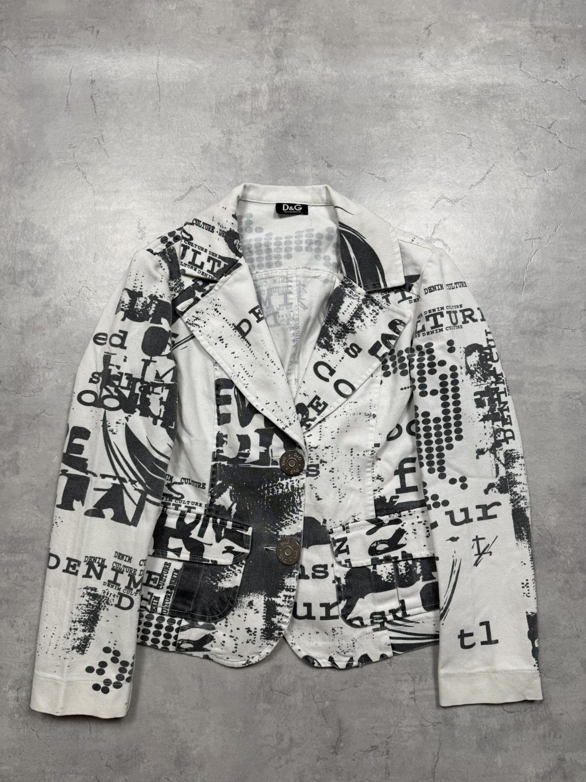 Dolce & Gabbana Dolce Gabbana Vintage Blazer Size XS / US 0-2 / IT 36-38 - 1 Thumbnail