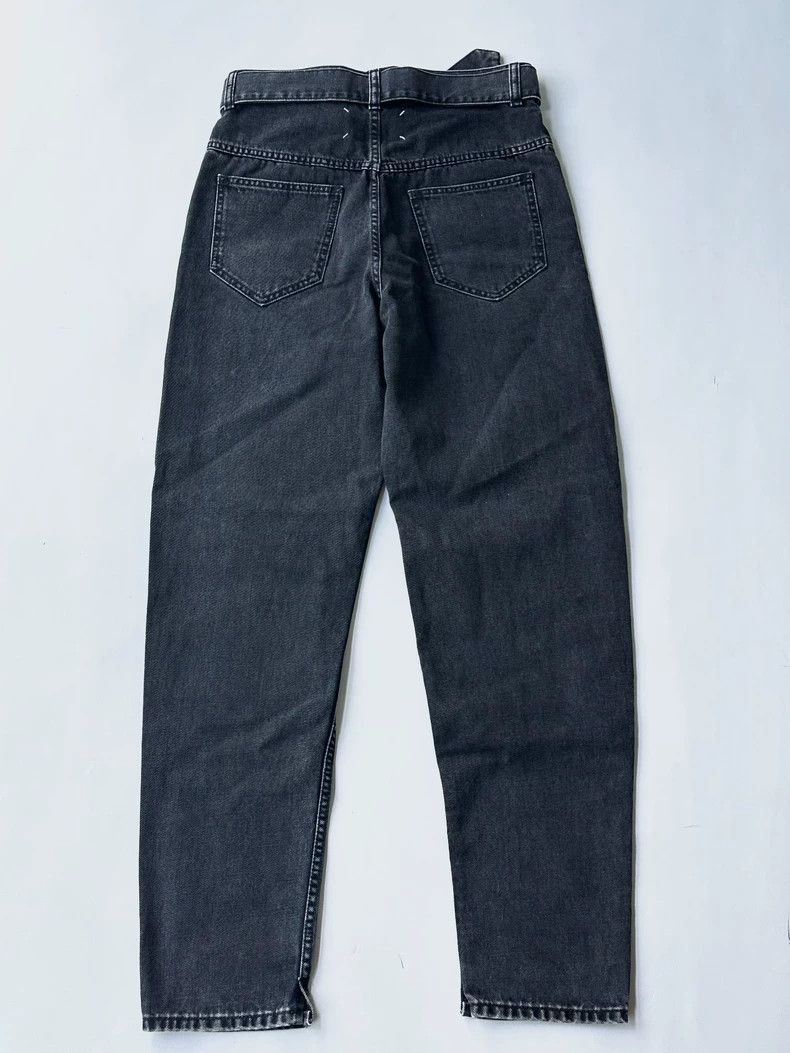 Maison Margiela Maison Margiela Cut jeans with a knife Size 26" / US 2 / IT 38 - 2 Thumbnail