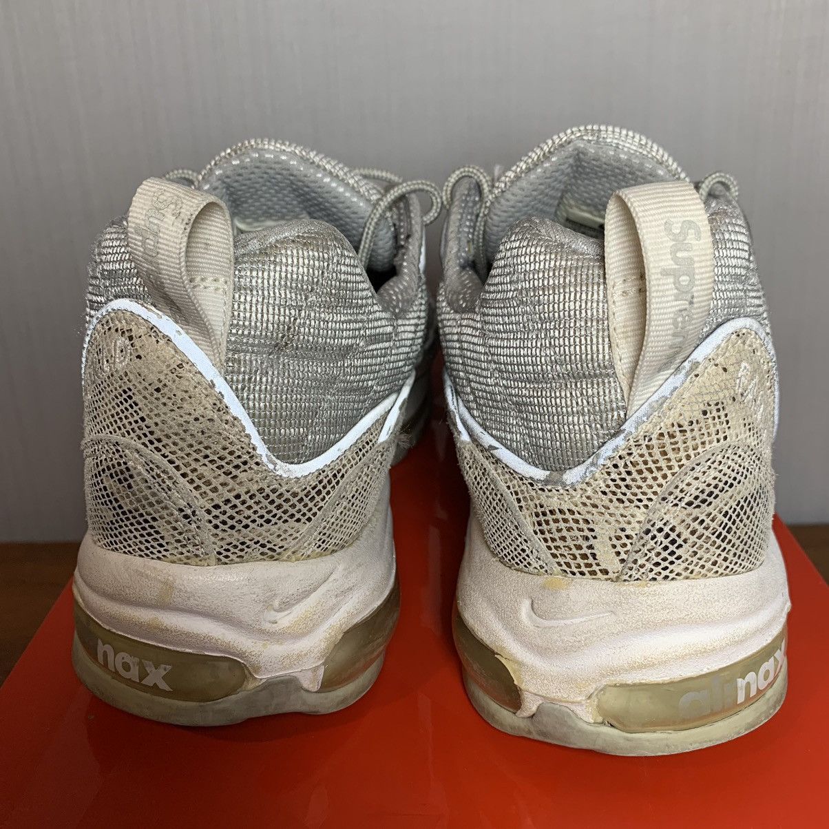 Nike × Supreme Supreme Nike Air Max 98 Snakeskin Size US 11.5 / EU 44-45 - 10 Thumbnail