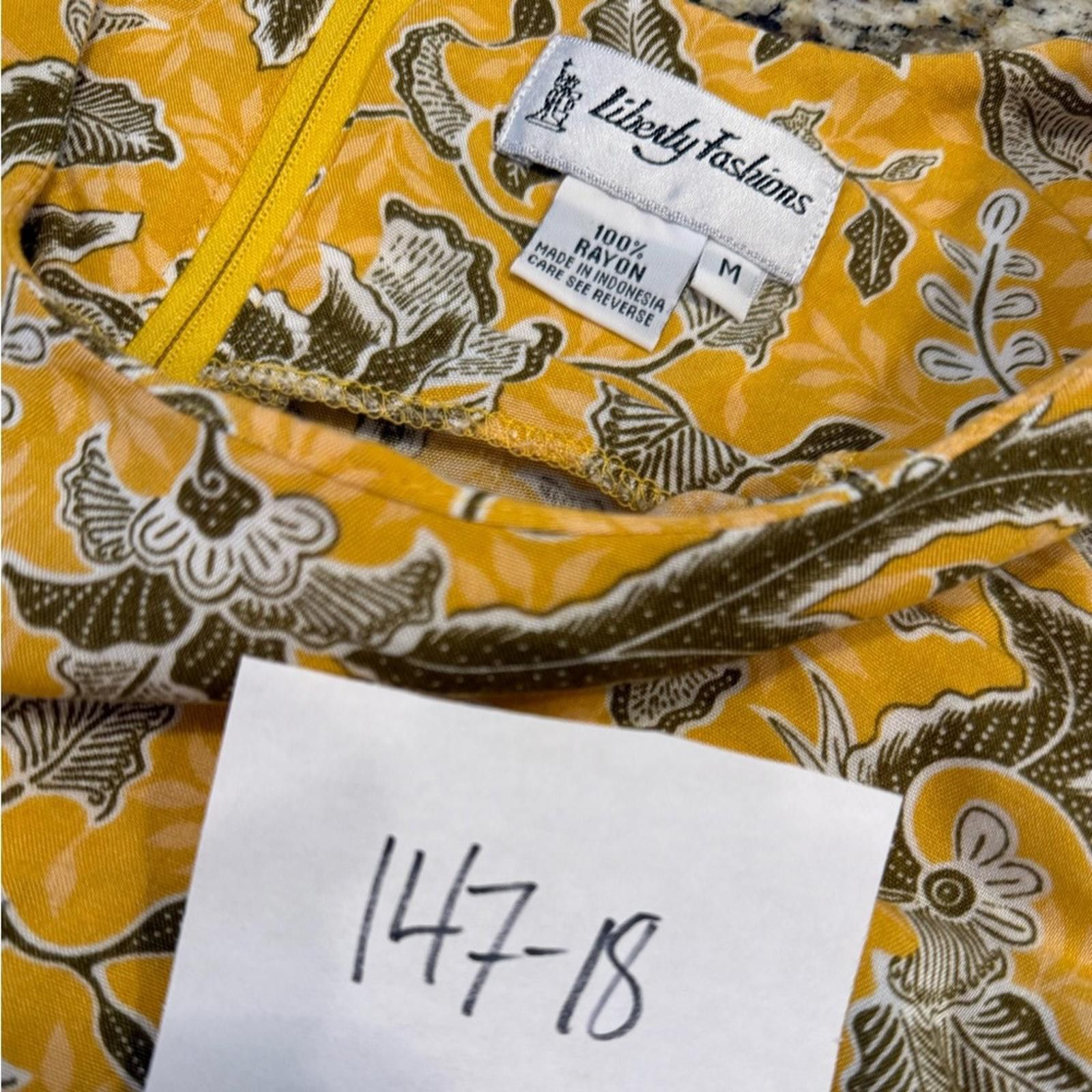 Other Liberty Fashions yellow floral retro romper mini dress SZ M Size 32" / US 10 / IT 46 - 11 Thumbnail