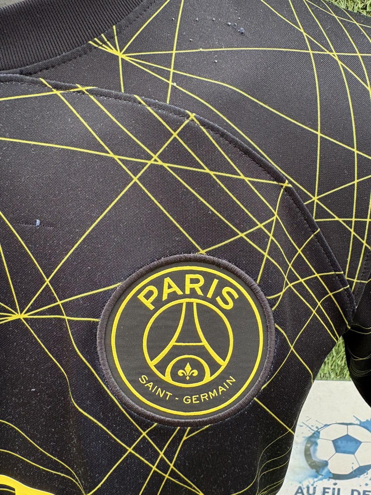 Jordan Brand Jersey neymar psg Size US S / EU 44-46 / 1 - 6 Thumbnail