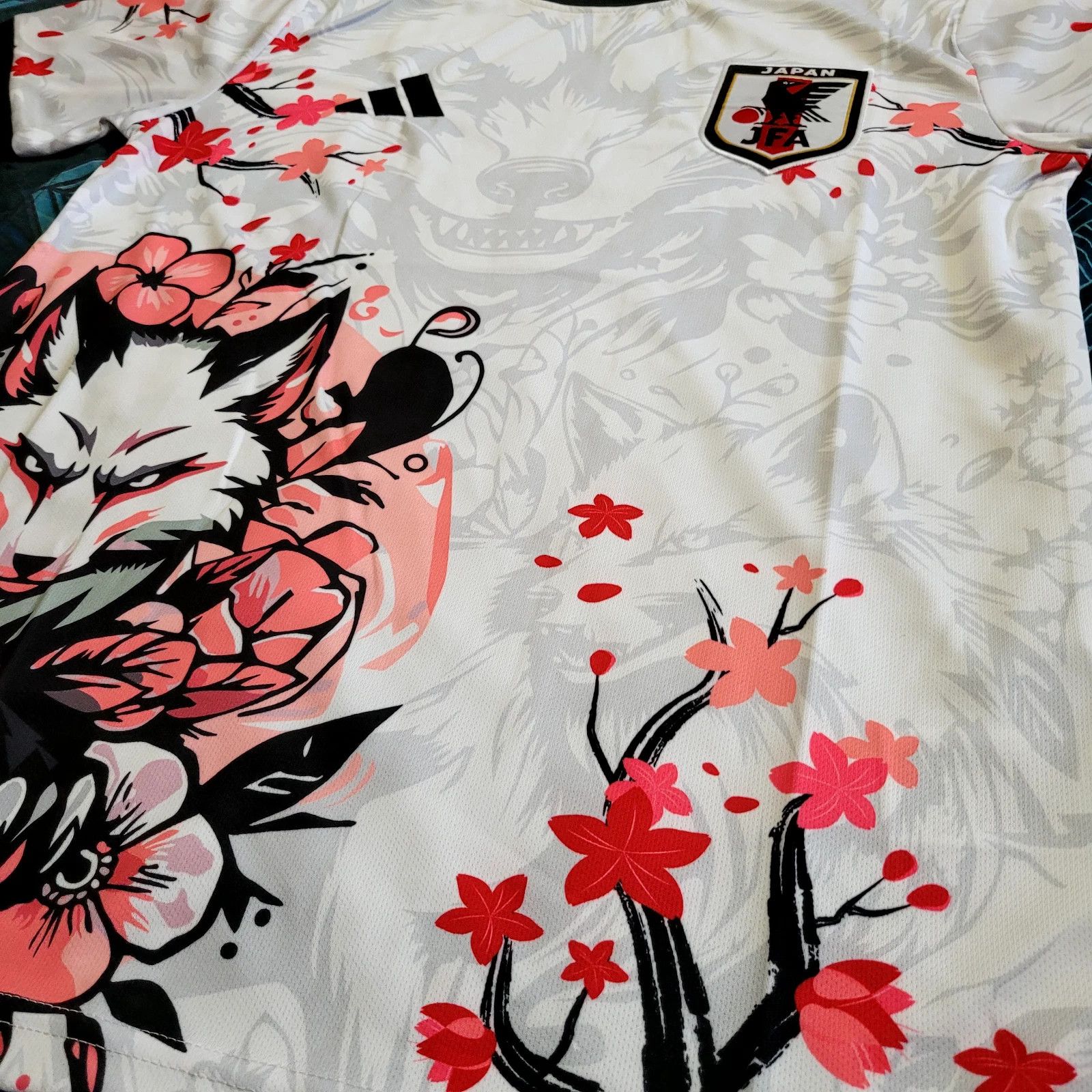 Other Japan Soccer Jersey – Special White Wolf Blossom Edition Size US M / EU 48-50 / 2 - 4 Thumbnail