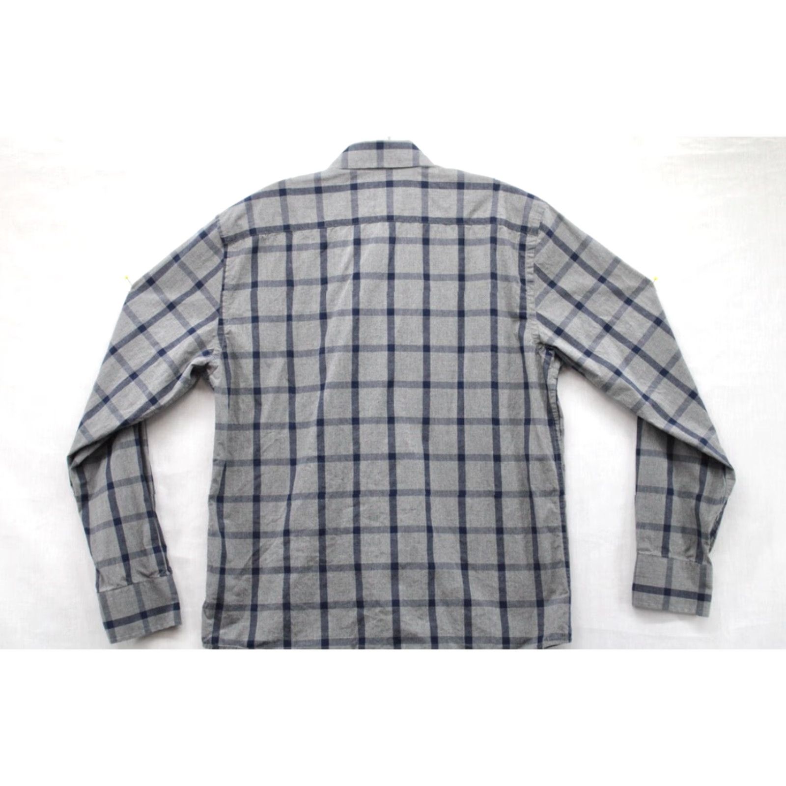 UNTUCKit UNTUCKit Shirt Men’s Gray Windowpane Plaid Cotton Long Sleeve Button-Up Size US M / EU 48-50 / 2 - 6 Thumbnail
