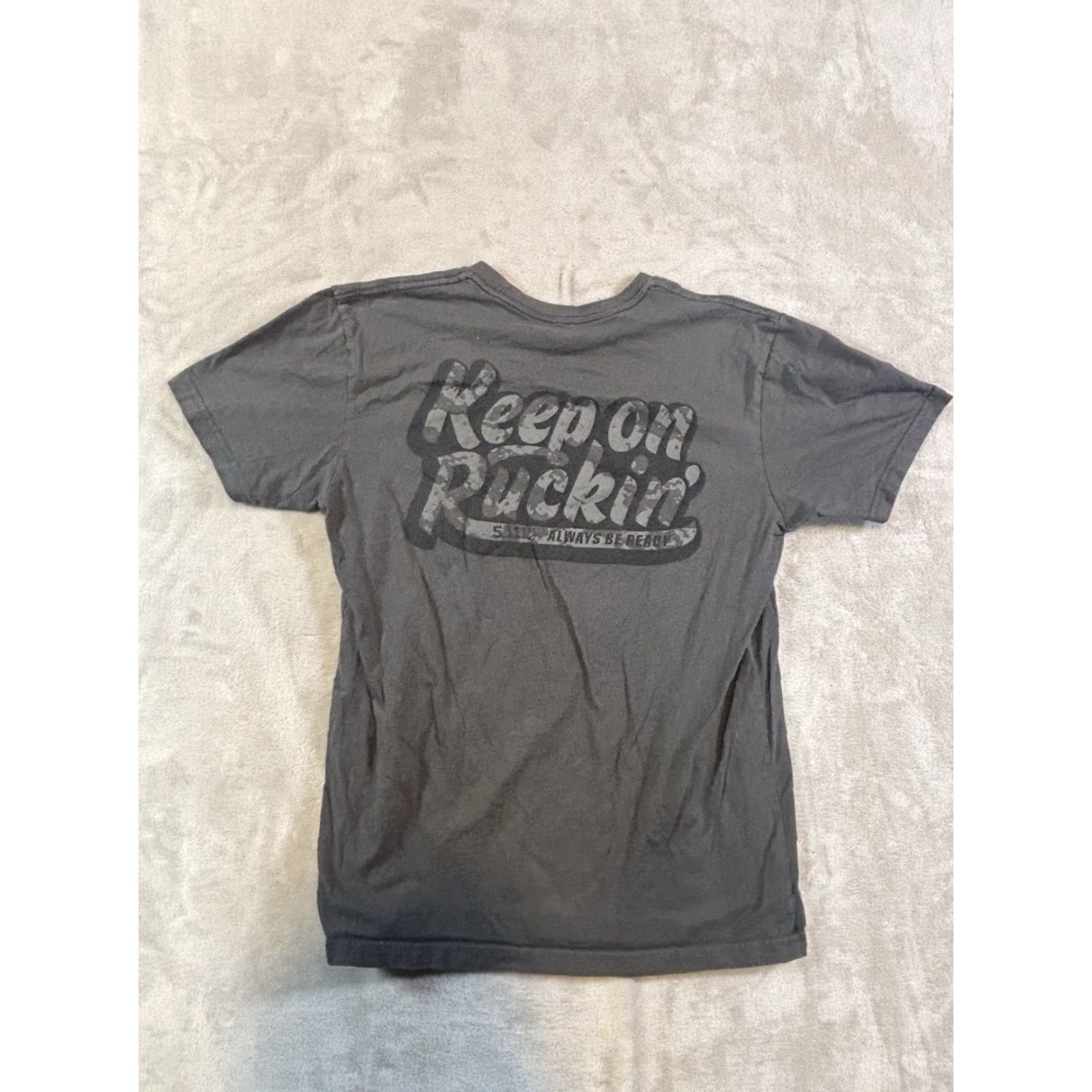 Vintage 5.11 Tactical Keep On Ruckin Men's T-Shirt Size M Gray Outdoor Short Sleeve Crew Neck Graphic Print Logo 5.11 Tactical Shirt Mens Gray M Size US M / EU 48-50 / 2 - 7 Thumbnail