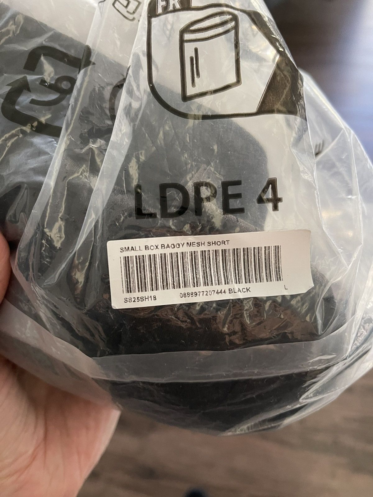 Supreme Supreme small box baggy mesh short (ss25) Size US 34 / EU 50 - 7 Thumbnail