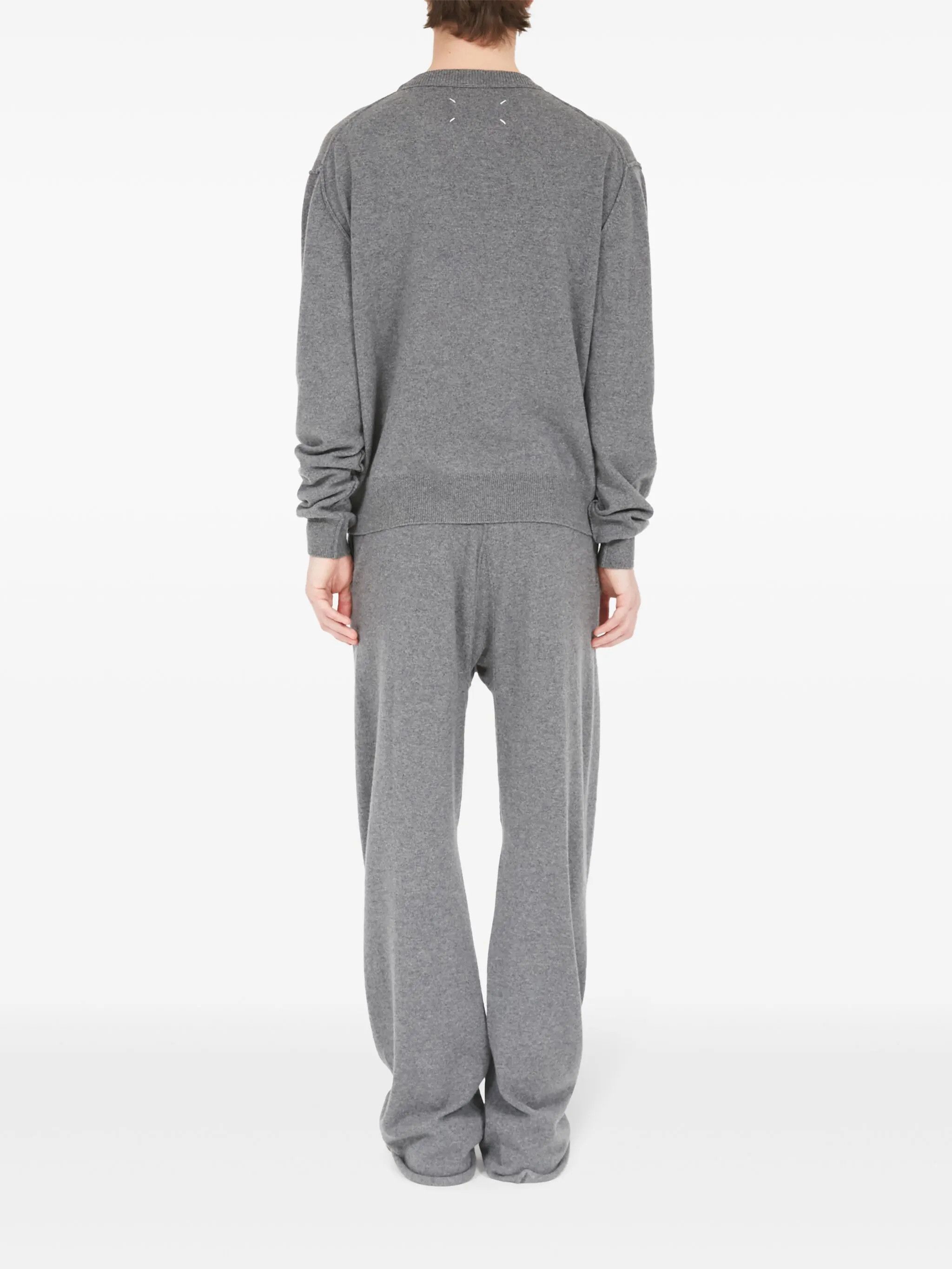 Maison Margiela oc11z0326 Pouch Pocket Sweater in Grey Size US XS / EU 42 / 0 - 4 Thumbnail