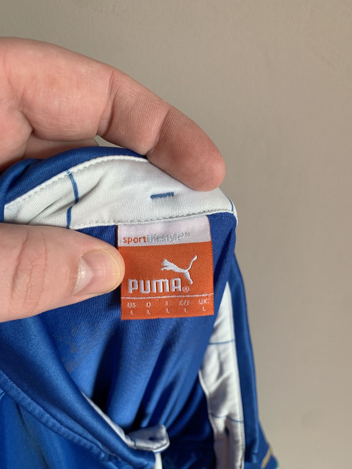 Puma Italy 2014 2015 World Cup puma soccer football jersey Size US L / EU 52-54 / 3 - 7 Thumbnail