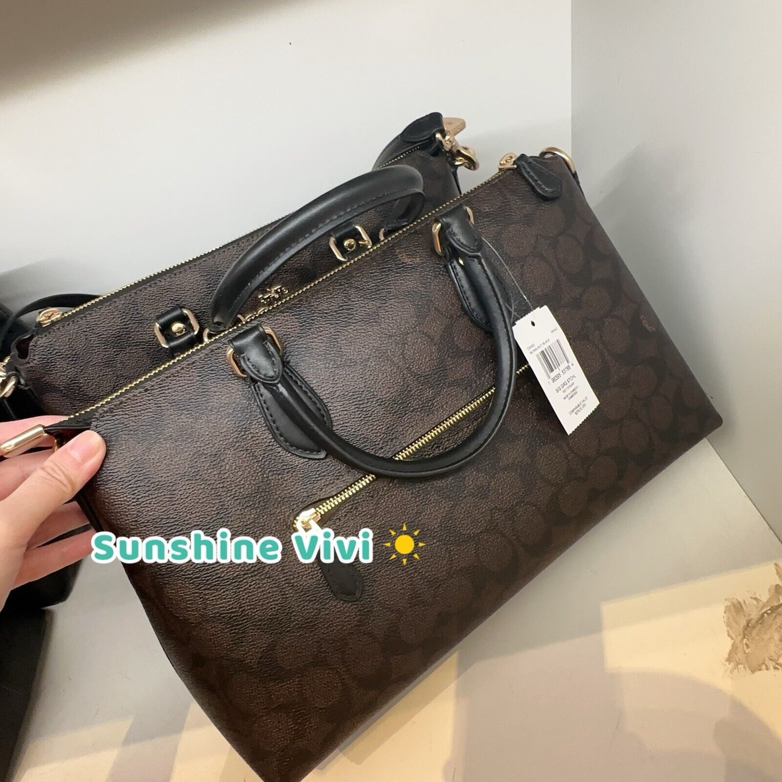 Coach NWT COACH CW422 Georgia Satchel Bag Signature Walnut/Black Size ONE SIZE - 4 Thumbnail