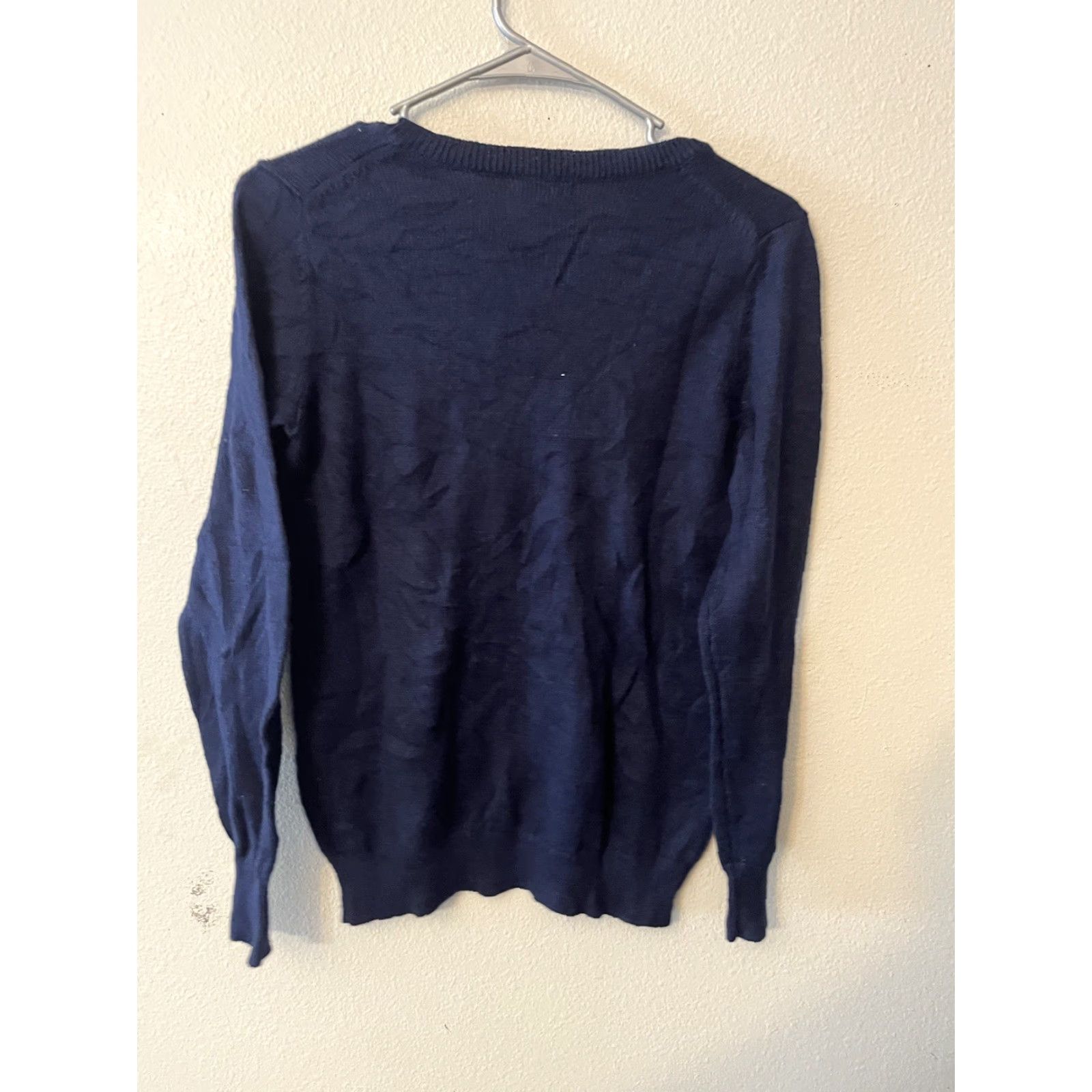 Old Navy Old Navy Pullover Sweater Women's Small Long Sleeve Navy Knit V Neck Blue Color Casual Regular Fit, Nylon? (no) Size S / US 4 / IT 40 - 3 Thumbnail