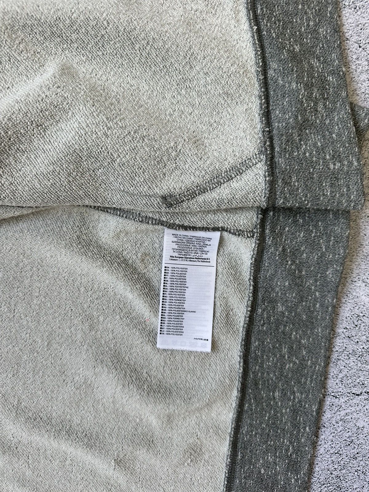 Nike Vintage Nike Zip Hoodie Grey Logo Fit Size US M / EU 48-50 / 2 - 10 Thumbnail