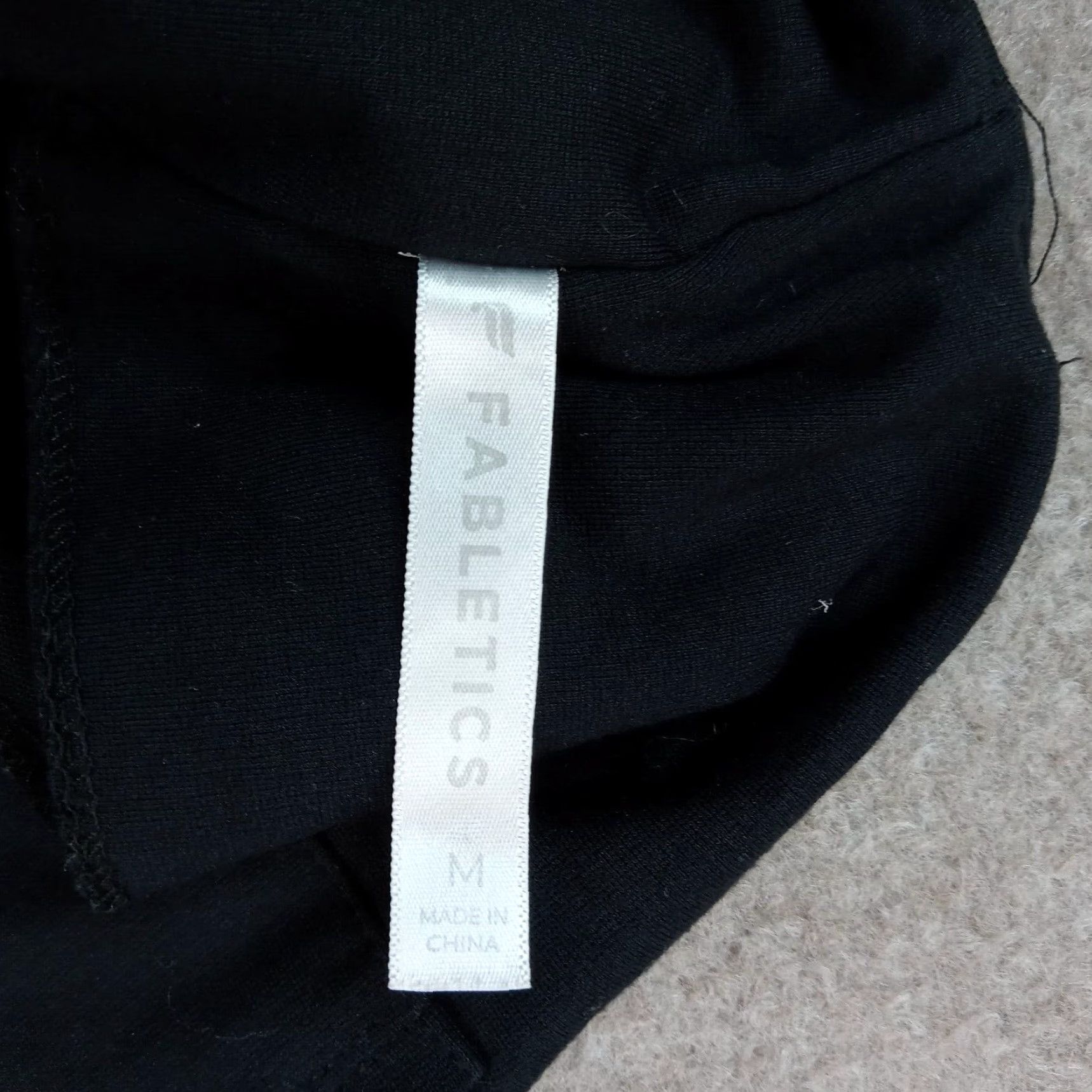 Fabletics Fabletics Womens Pants Medium Black Skinny Leg Athleisure Casual Size 28" / US 6 / IT 42 - 7 Thumbnail