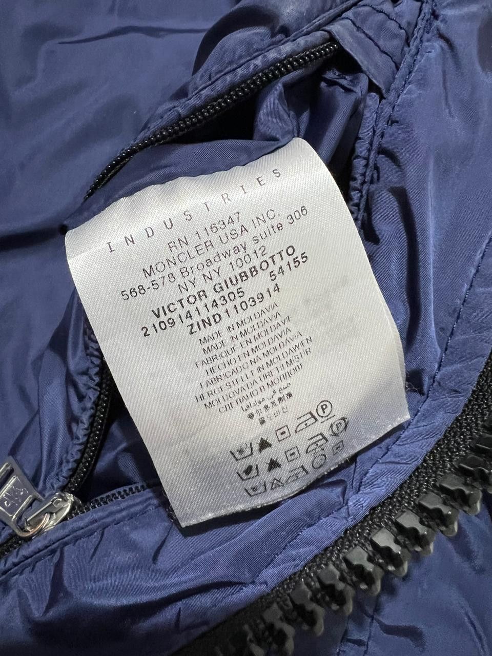 Moncler Moncler Victor jacket Size US XL / EU 56 / 4 - 10 Thumbnail