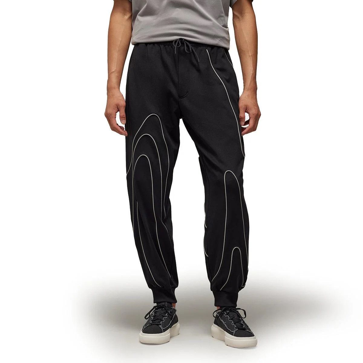 Y-3 Y-3 -M Track Pant (Joggers/Pants)- Size Medium - Brand New Size US 34 / EU 50 - 4 Thumbnail