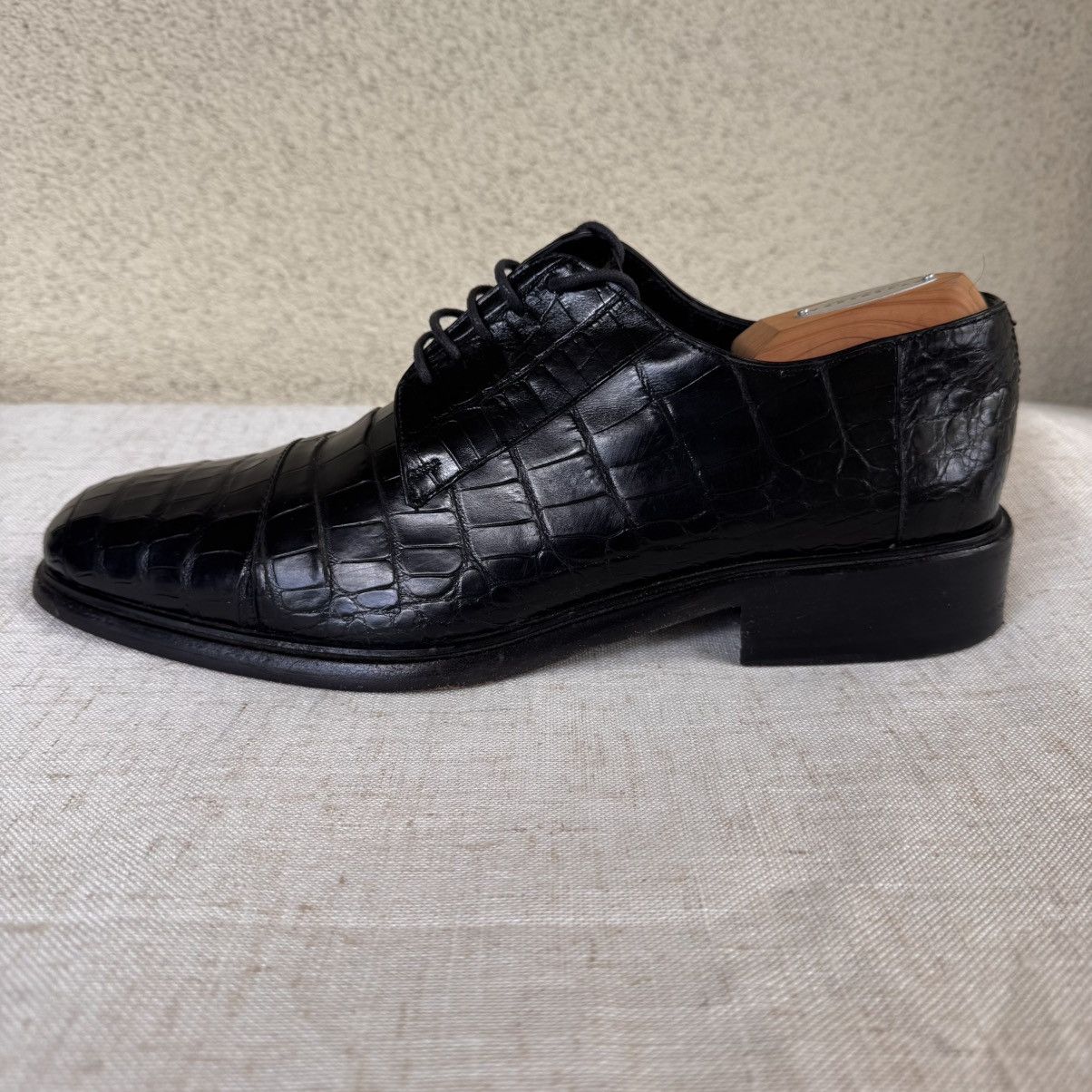 Gucci GUCCI Crocodile Lace Up Oxford-Men's 10.5 US-M to Wide-BLAck Size US 10.5 / EU 43-44 - 11 Thumbnail