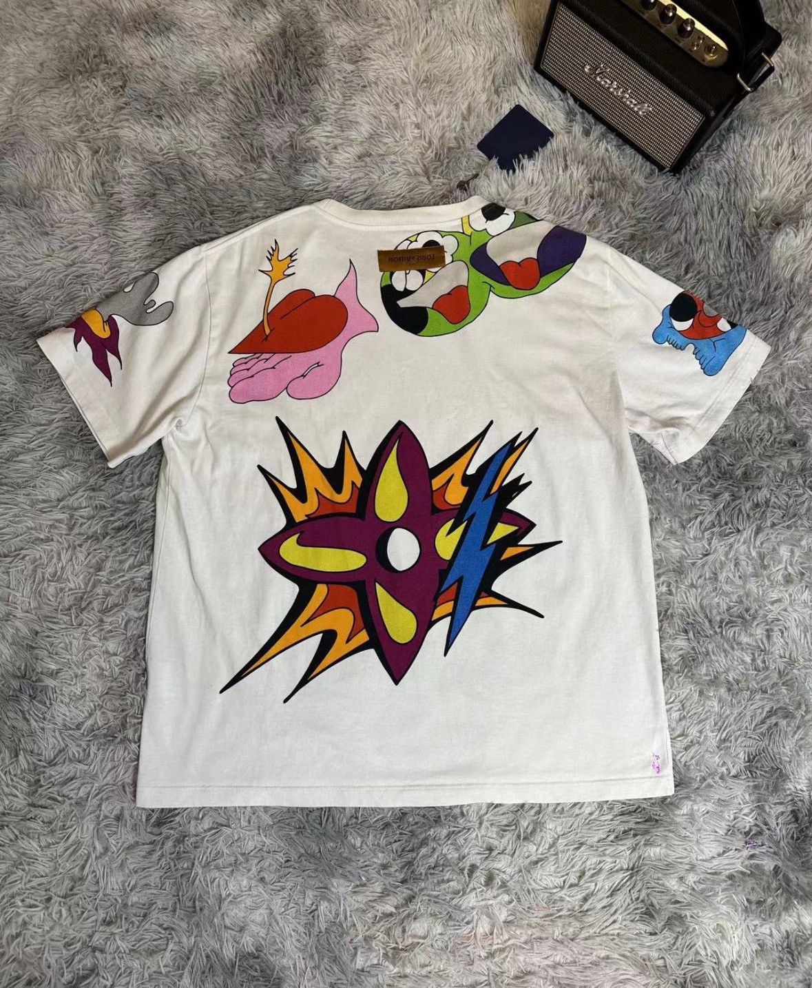 Louis Vuitton Louis Vuitton size 4l Cartoon LOGO printed T shirt with ro Size US XXL / EU 58 / 5 - 2 Thumbnail