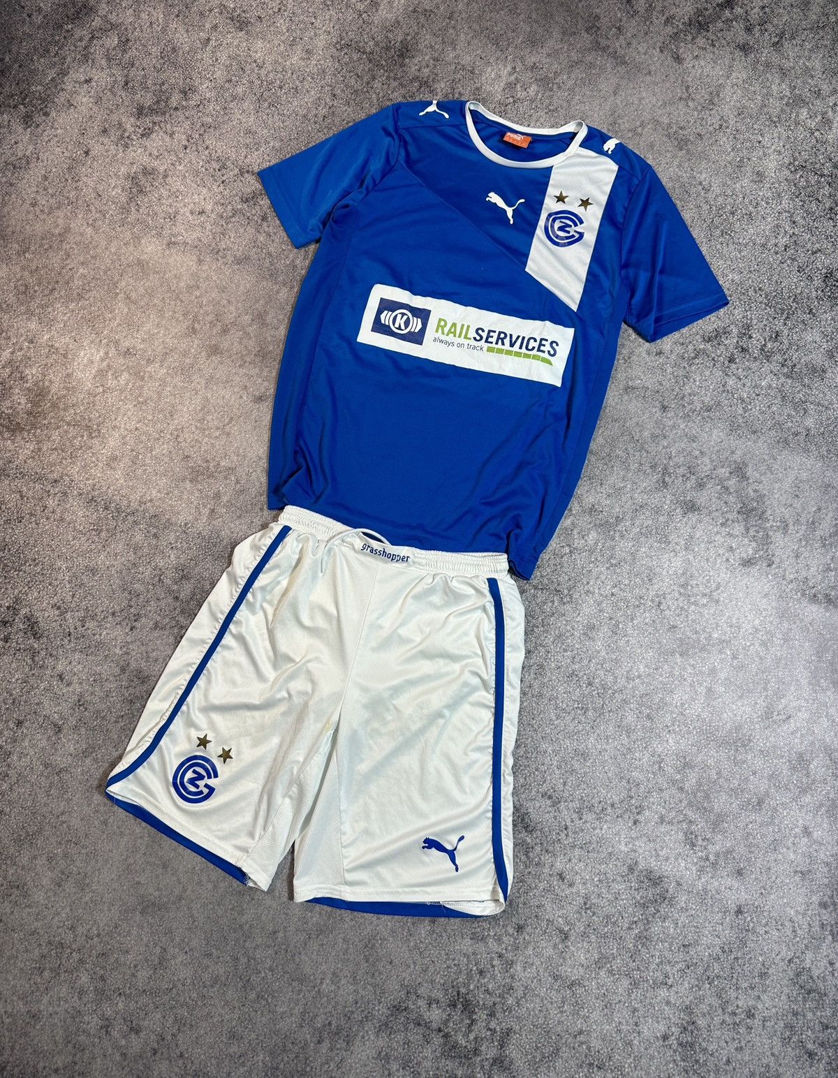 Puma × Vintage Vintage Puma Grasshopper Zurich 12 Soccer Jersey Shorts Rare Size US XS / EU 42 / 0 - 1 Thumbnail