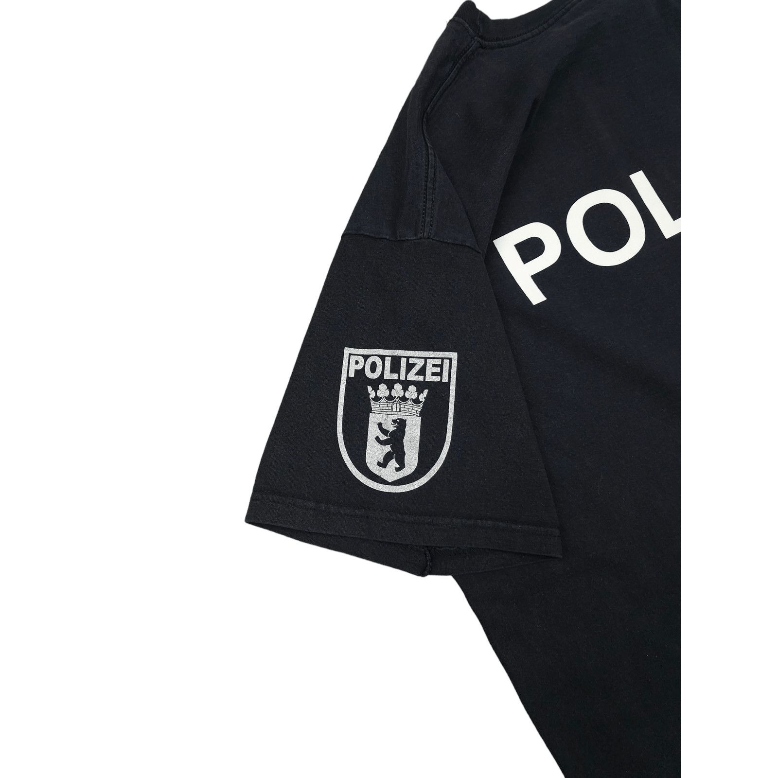 Vintage 💎 90s Vetements Style Faded Polizei T-shirt Size XL Kanye Size US XL / EU 56 / 4 - 5 Thumbnail