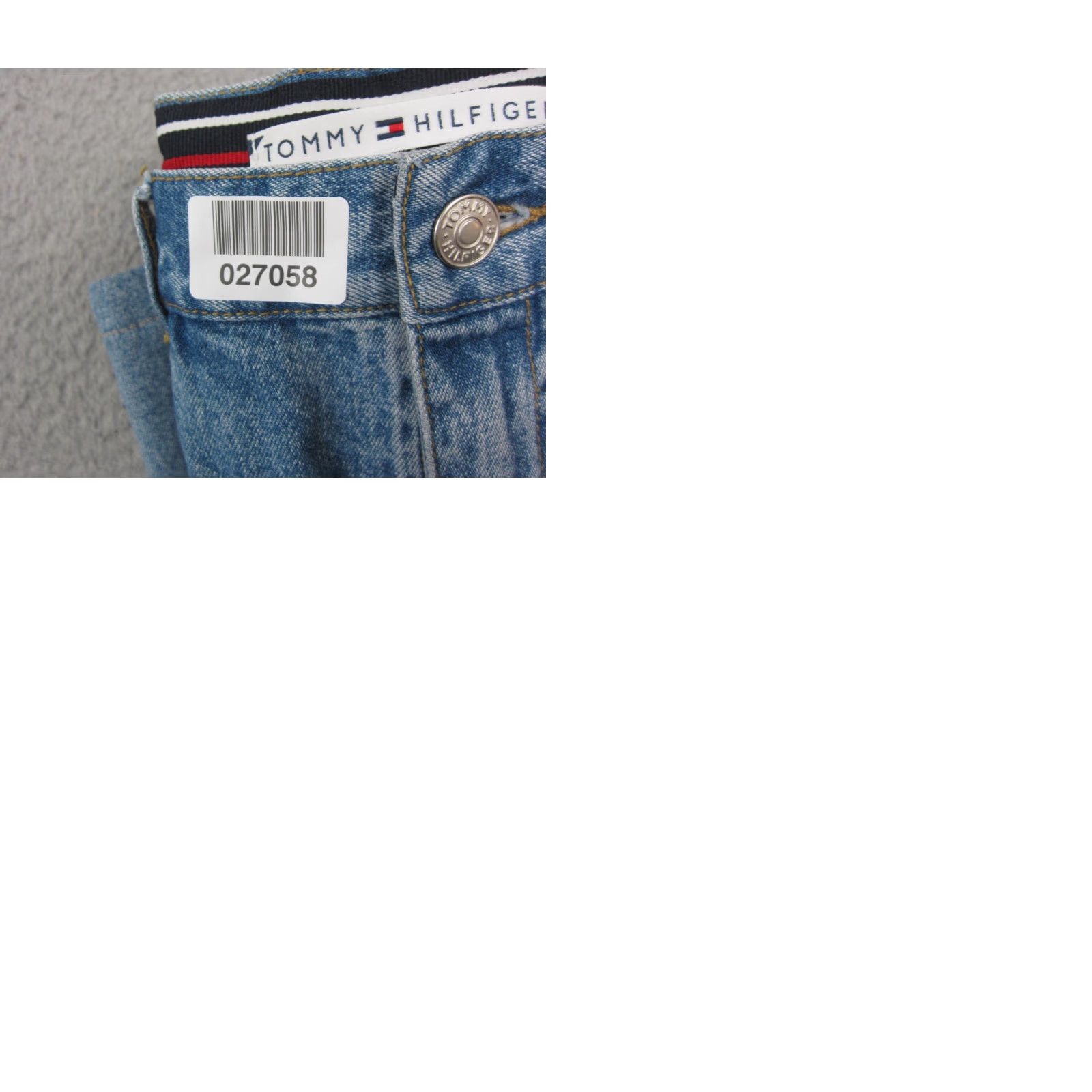Tommy Hilfiger Vintage Tommy Hilfiger Skirt Womens 8 Blue A-Line Denim 90s Retro City Preppy Shorts? Size 30" / US 8 / IT 44 - 9 Thumbnail