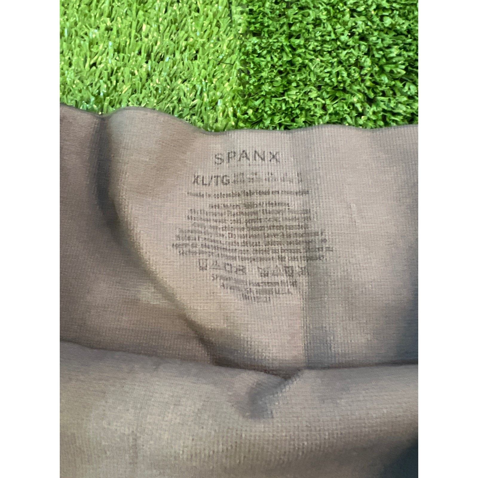 Spanx Spanx Women's XL Seamless Camouflage Leggings Size 30" / US 8 / IT 44 - 3 Thumbnail