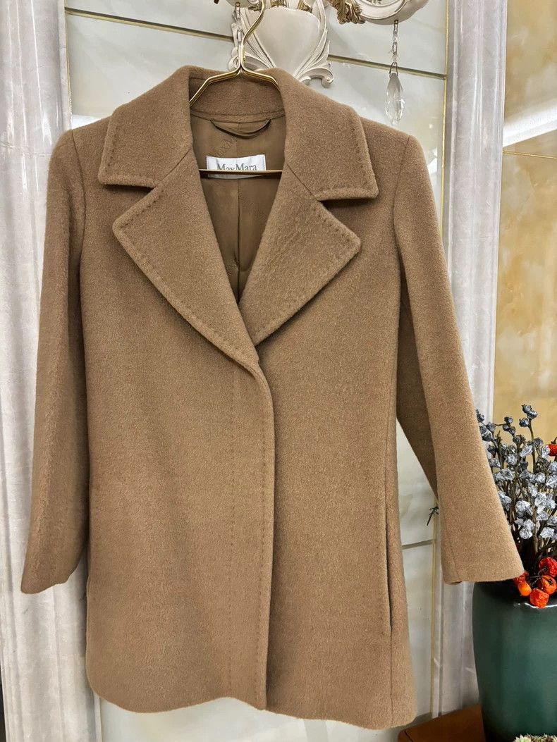 Max Mara 100% Camel Coat