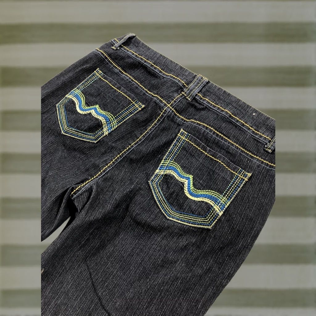 Vintage VINTAGE Leemo Usa Jeans Shape: Straight Leg Blue 16 Womens Stretchy New Condition Regular Size 16 USA Theme Womens Jeans 31 Inseam Button Accents Size 25" / US 0 / IT 36 - 1 Thumbnail