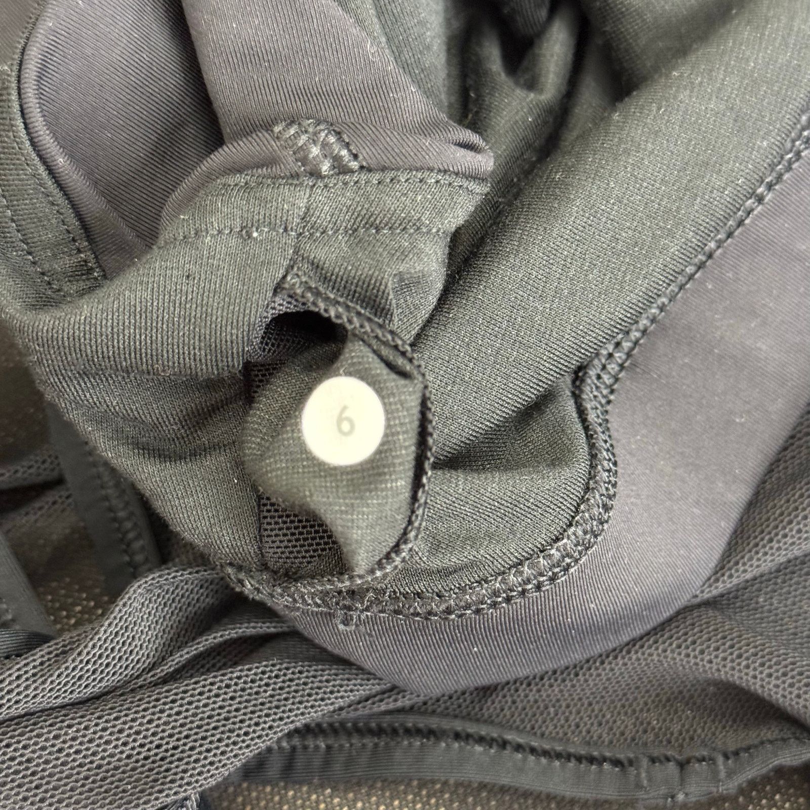 Lululemon Lululemon Fast As Light 2-In-1 Tank Black Size 6 Size M / US 6-8 / IT 42-44 - 4 Thumbnail