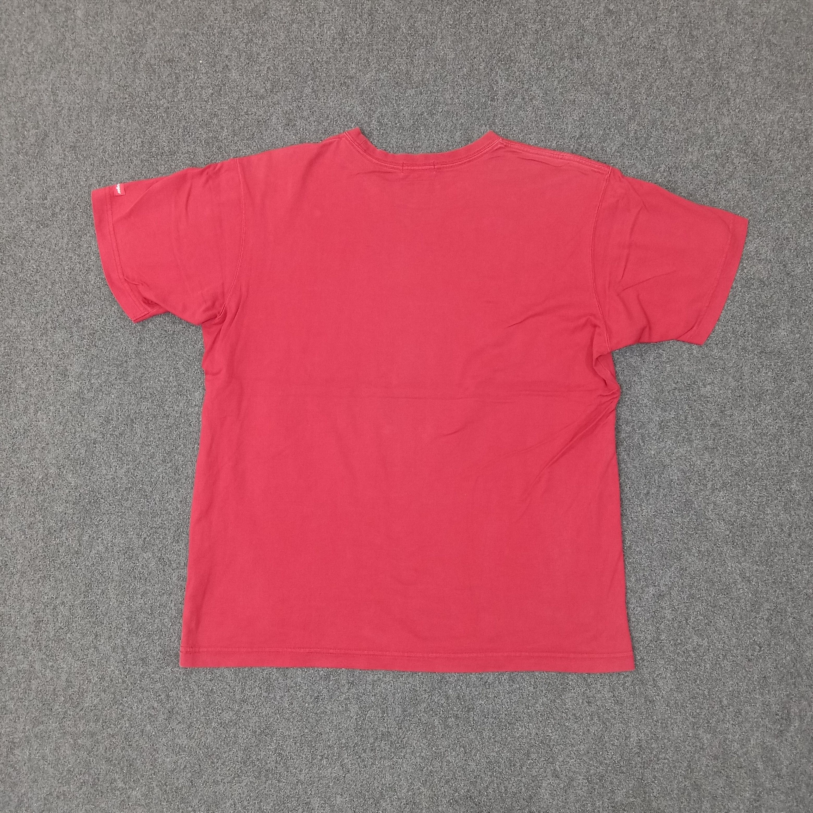 Japanese Brand Barbara Kruger Your Comfort Is My Silence Tshirt C223N20 Size US L / EU 52-54 / 3 - 5 Thumbnail