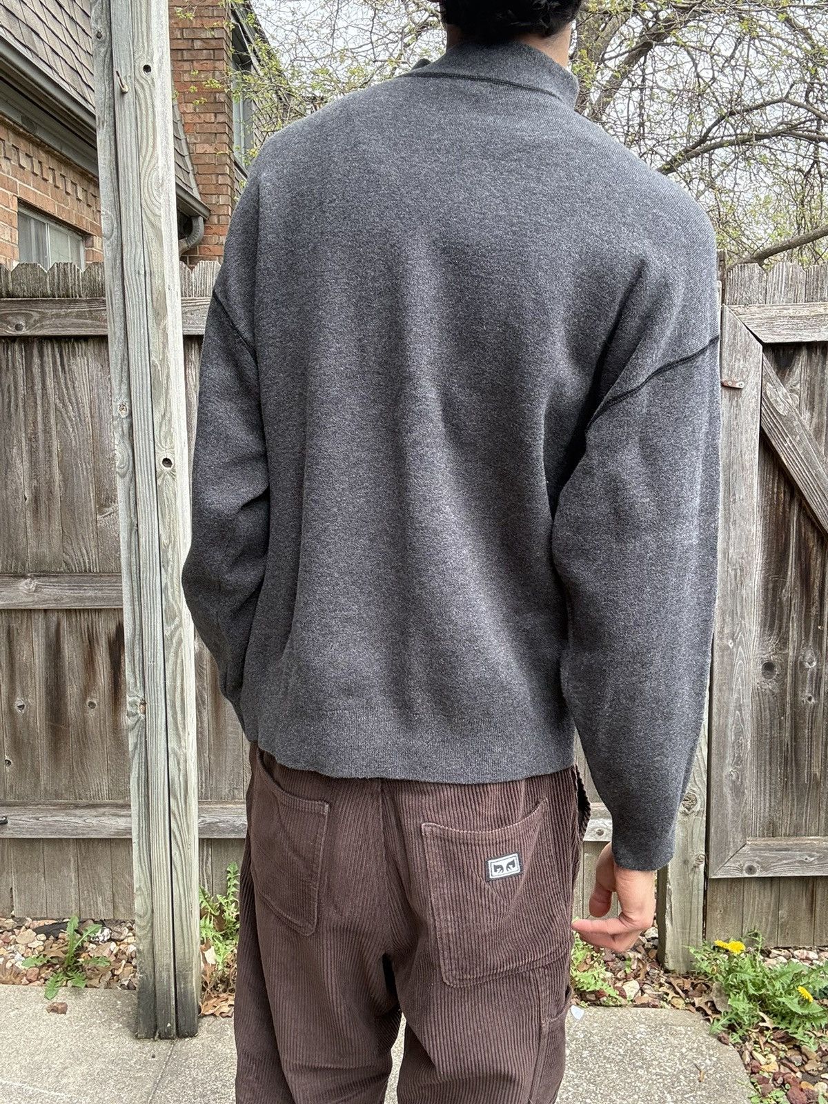 Banana Republic BR Charcoal Grey Mock Neck Sweatshirt Cropped Fit Size US L / EU 52-54 / 3 - 5 Thumbnail