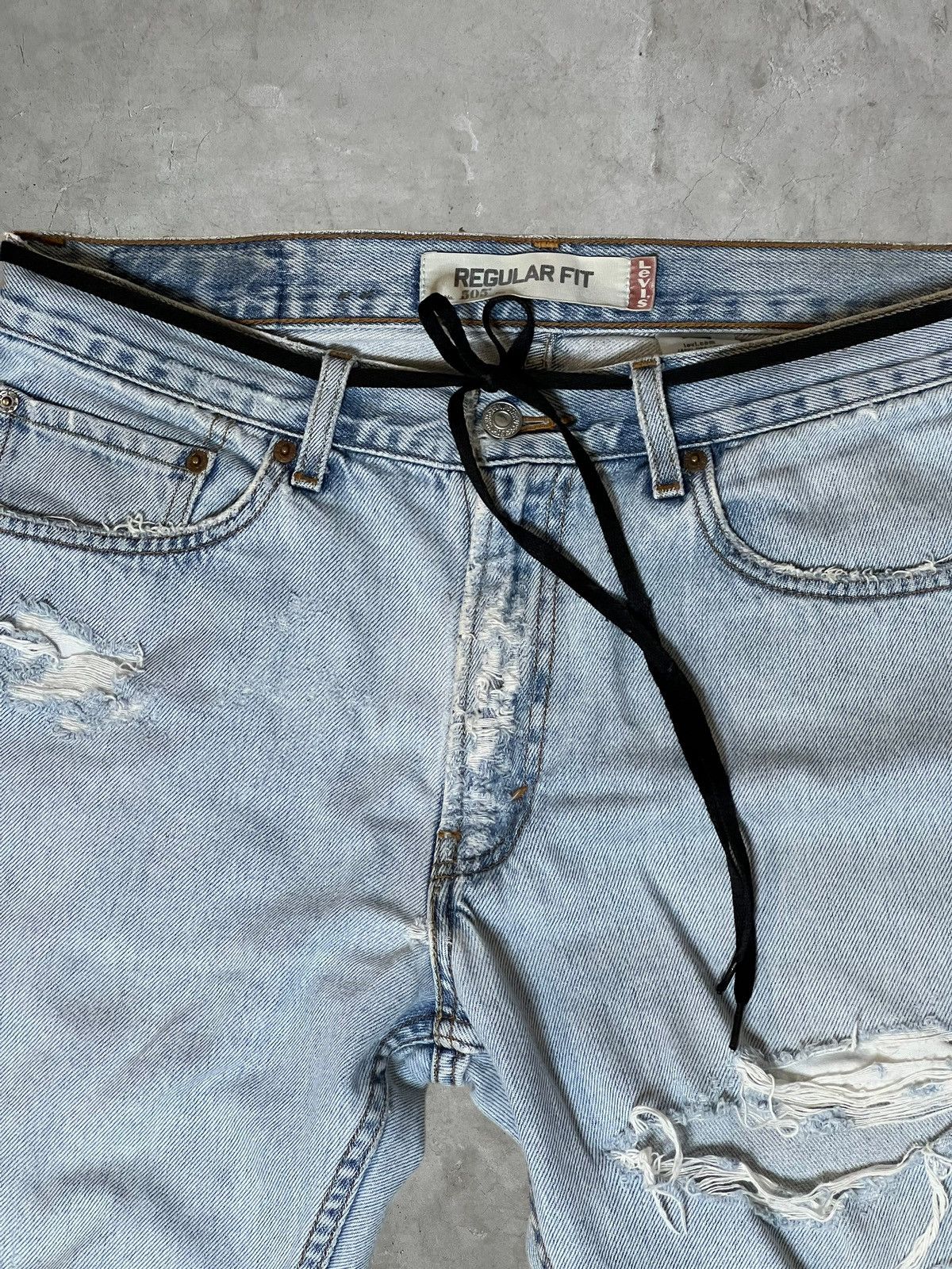 Levi's Vintage Blue Denim Levi’s Size US 33 - 7 Thumbnail